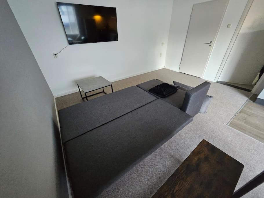 geheel appartement, boxspring bed, snel internet view 2