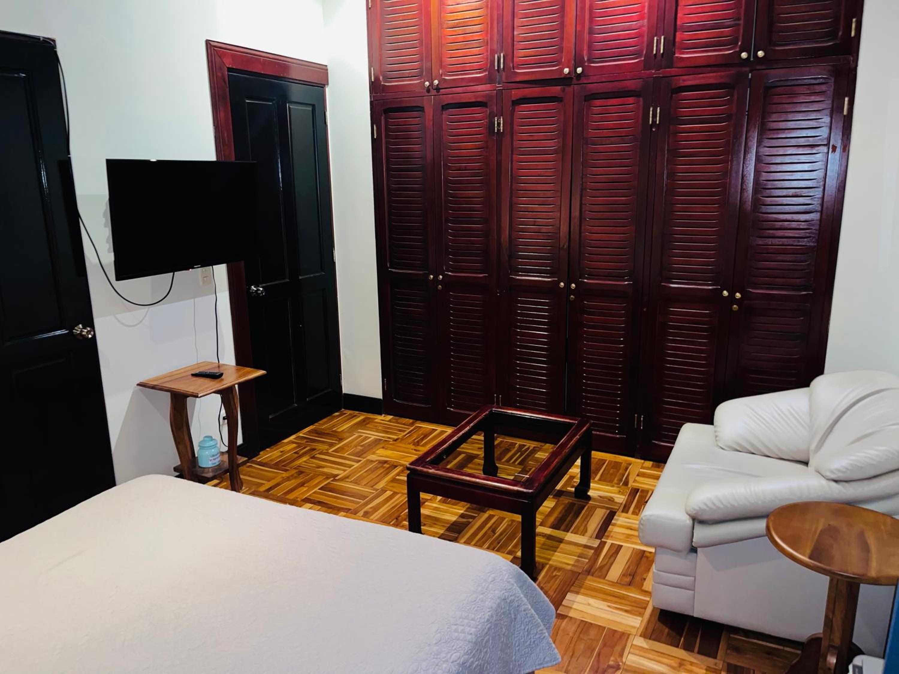 Esters Place - Property Image 2