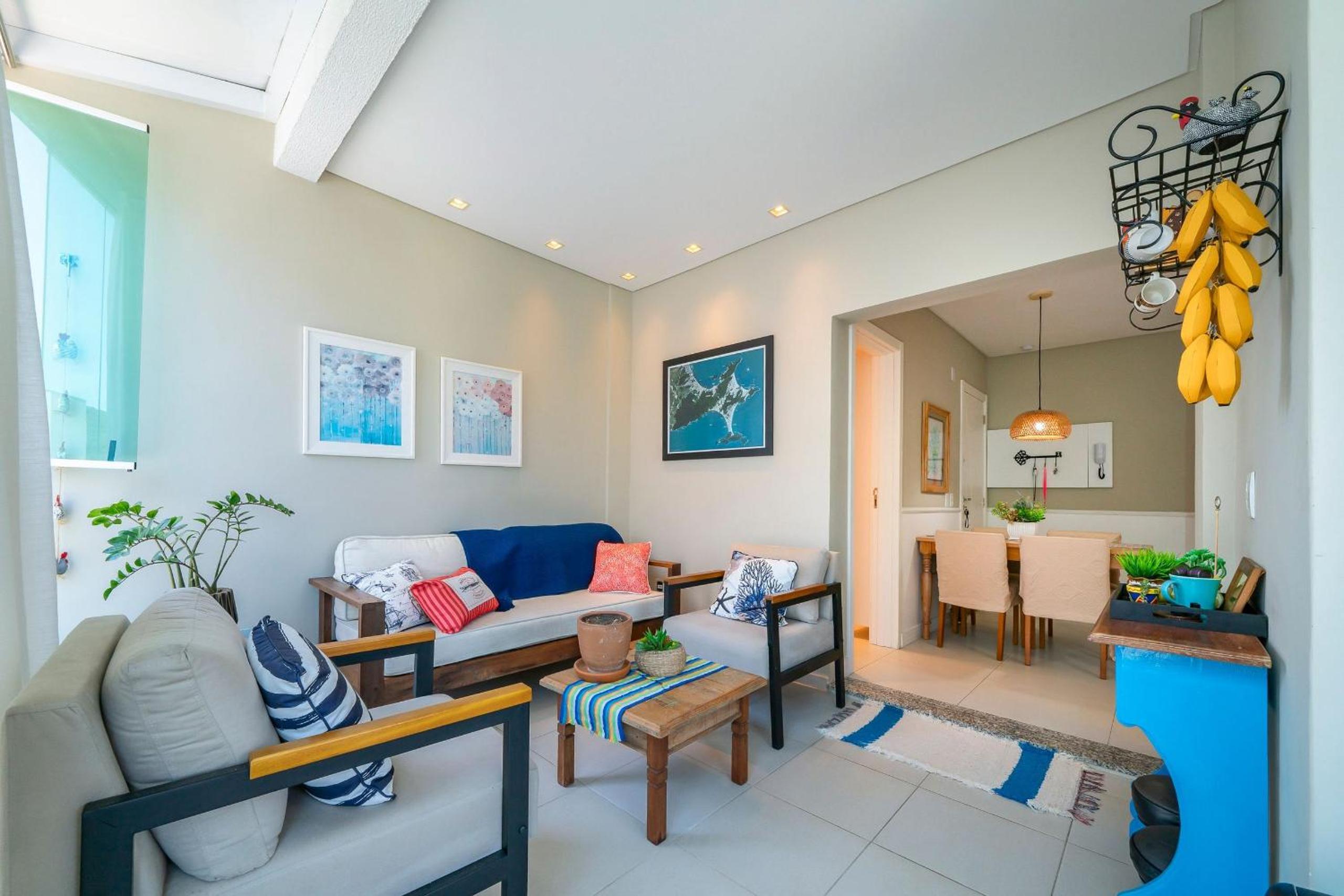 Duplex penthouse with 3 suites in Bombas