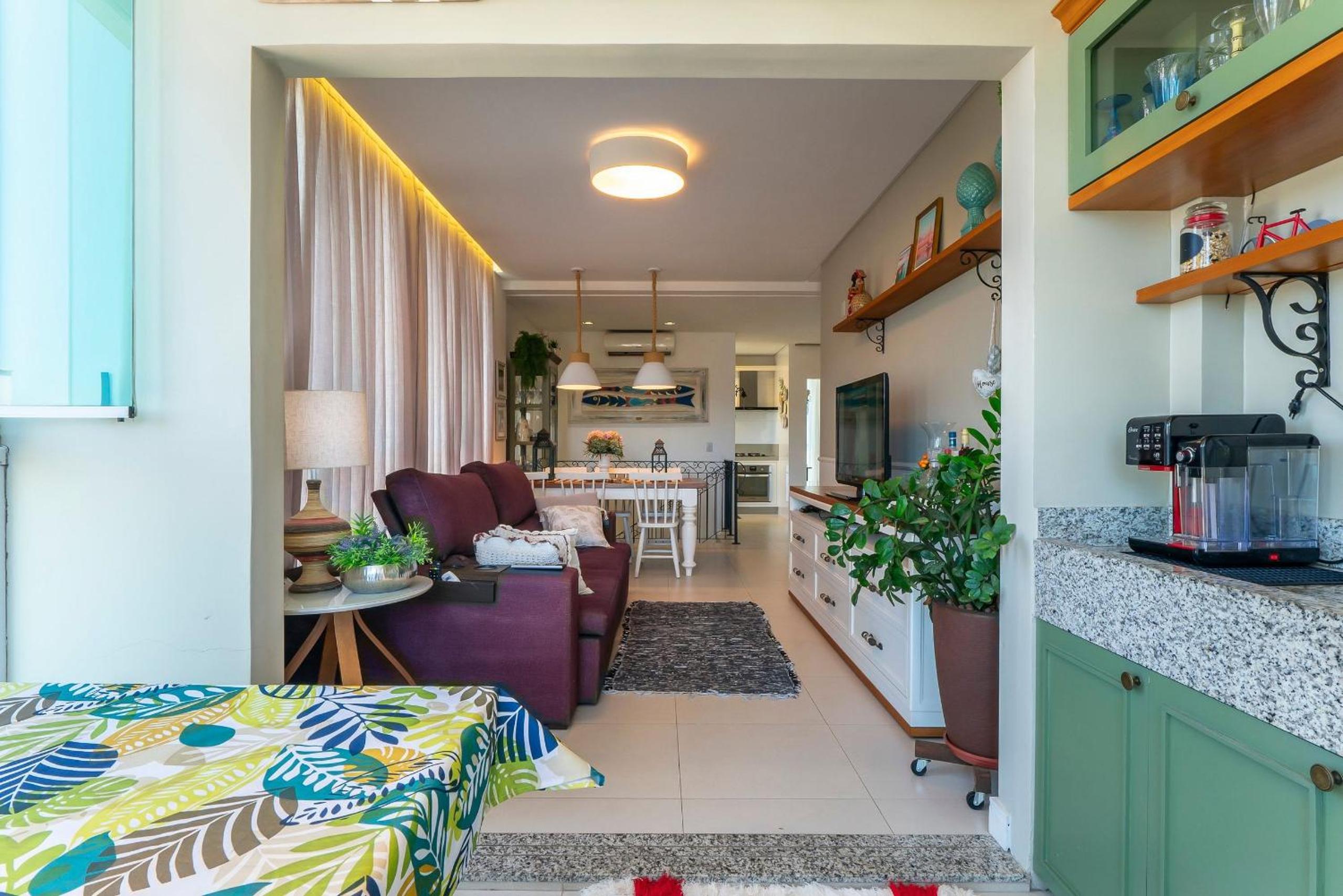 Duplex penthouse with 3 suites in Bombas