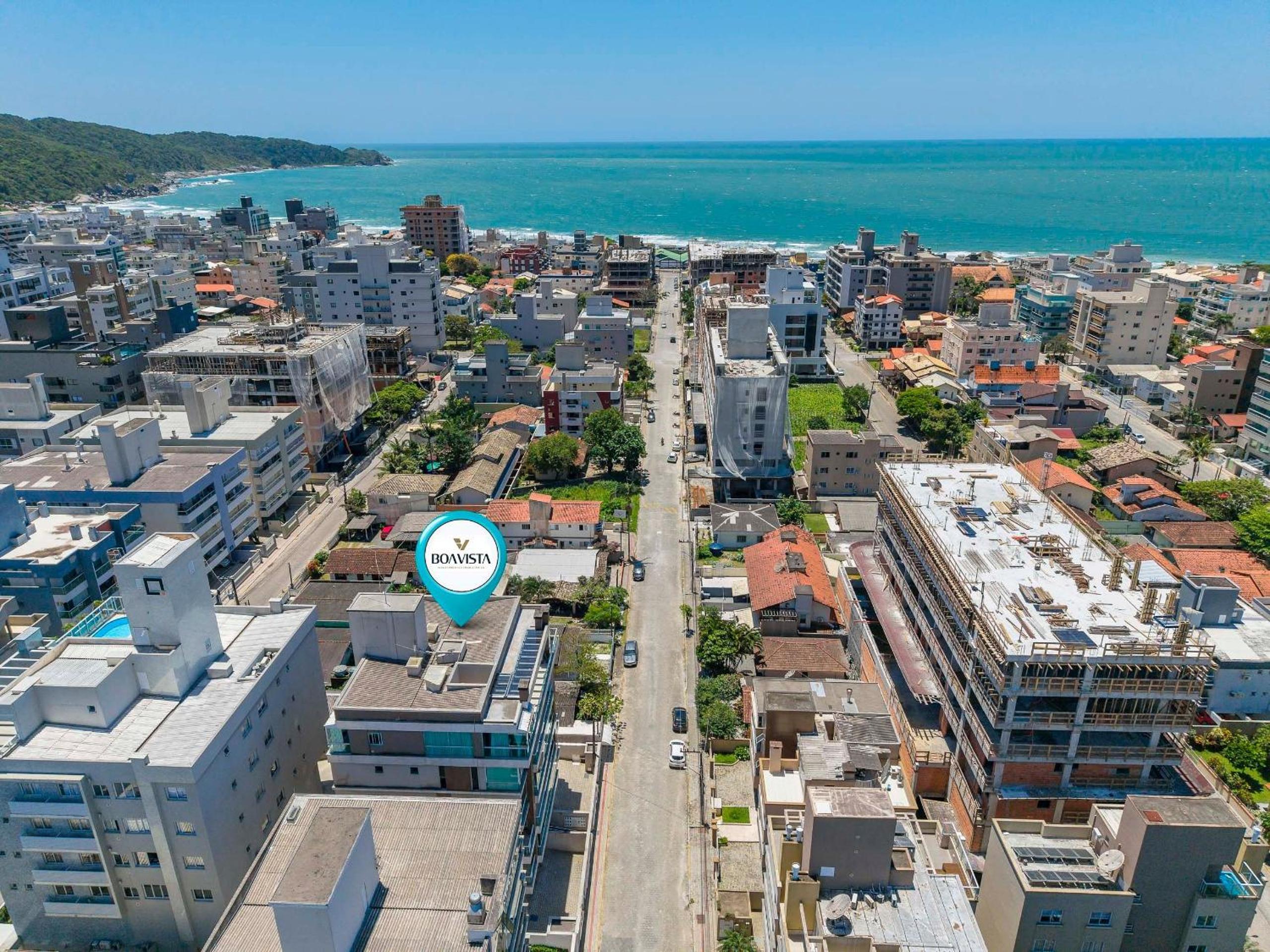 Duplex penthouse with 3 suites in Bombas