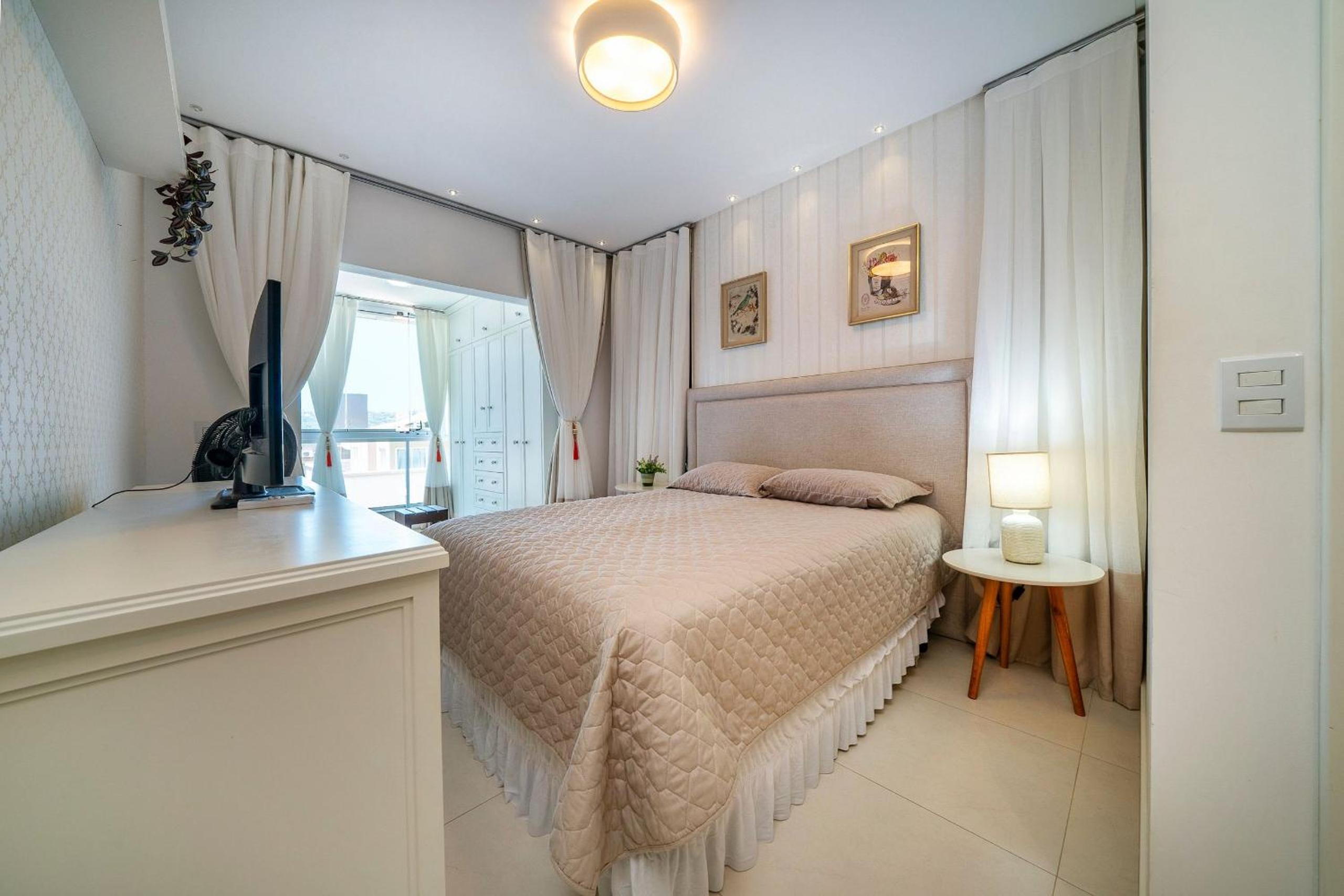 Duplex penthouse with 3 suites in Bombas