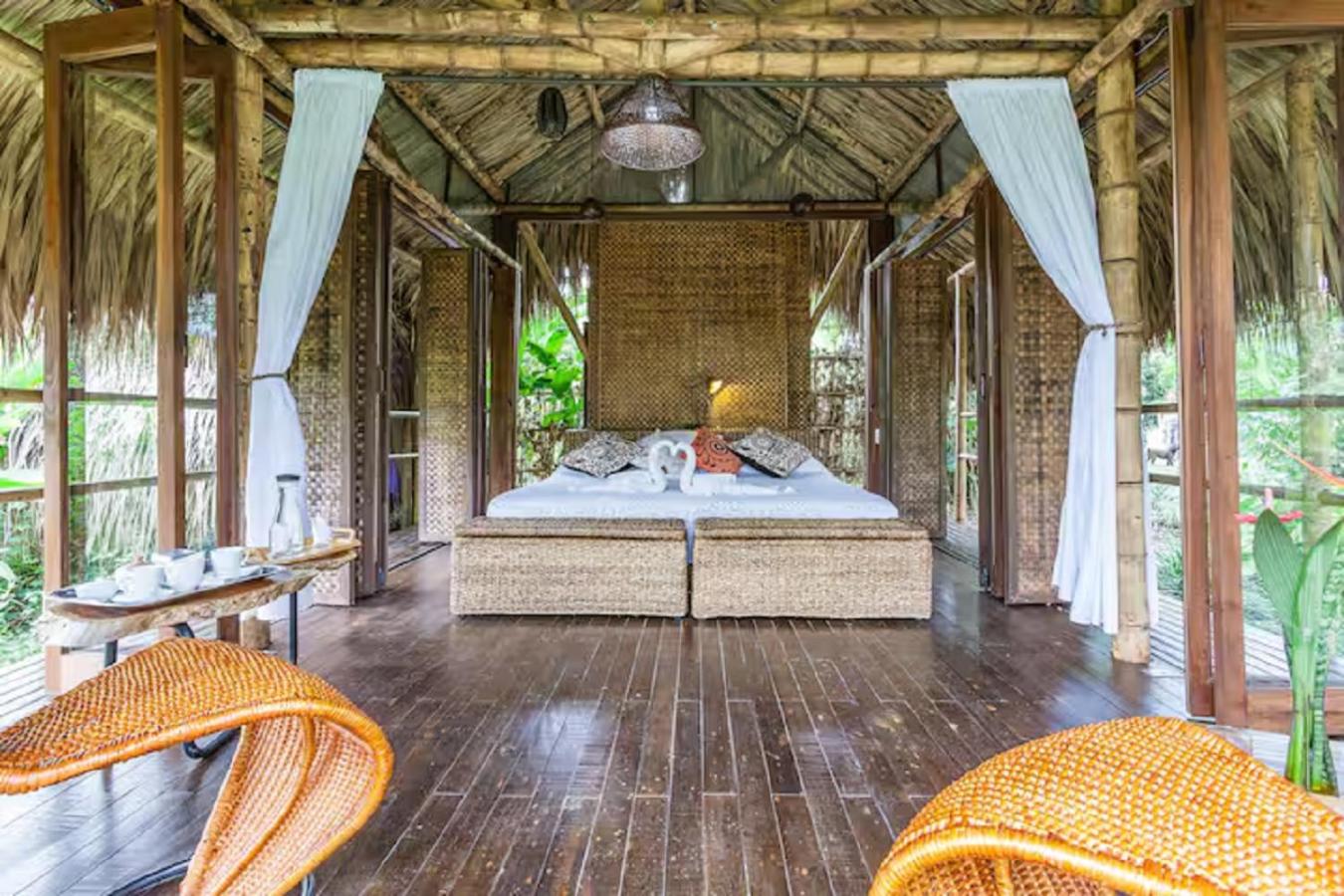 Romantic Cabana with View on Finca La Luisa
