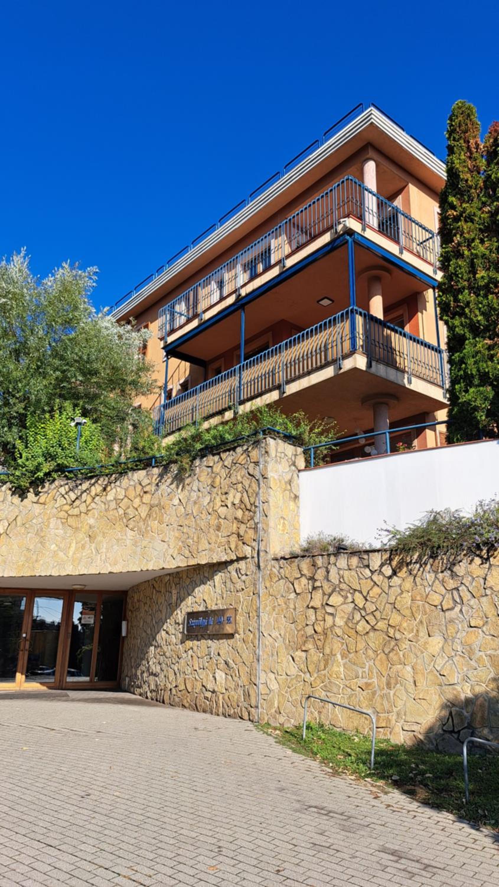 La Siesta Penthouse Apartment