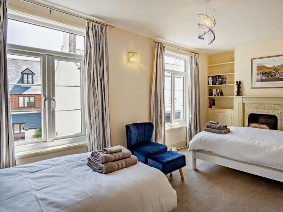 43 Sun Hill - Cowes view 3