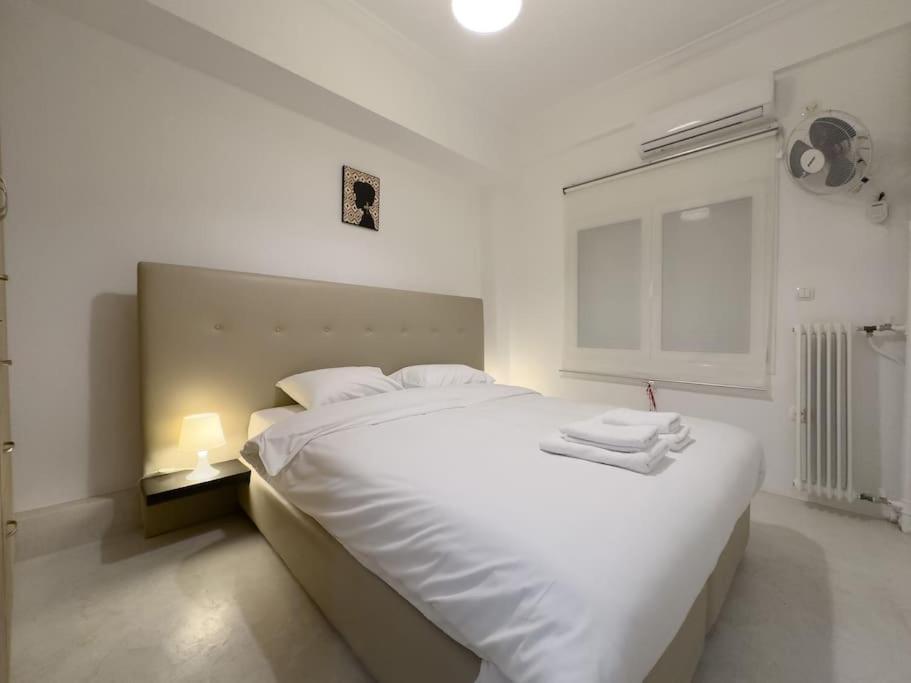 Zaharitsa modern cozy apartment in Koukaki