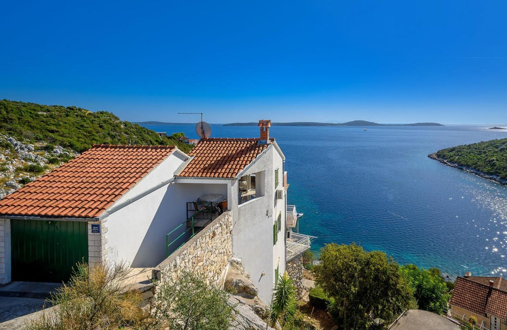 Villa Sara by the sea in Vinisce - Ljubljeva view 5