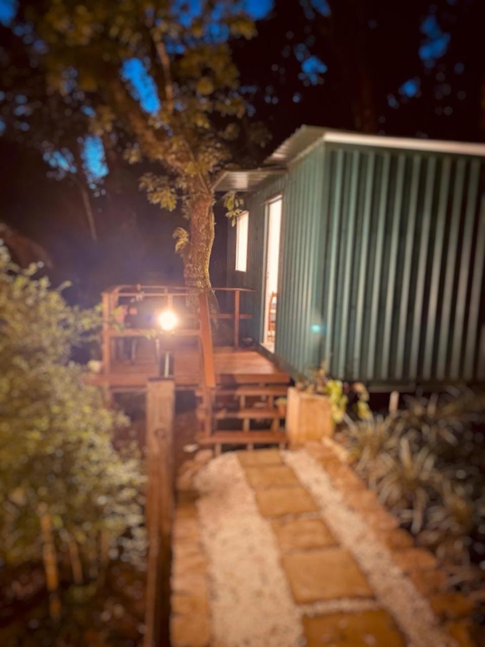 Container com Deck e Vista I Climatizado e Aconchegante em Curitiba na Natureza