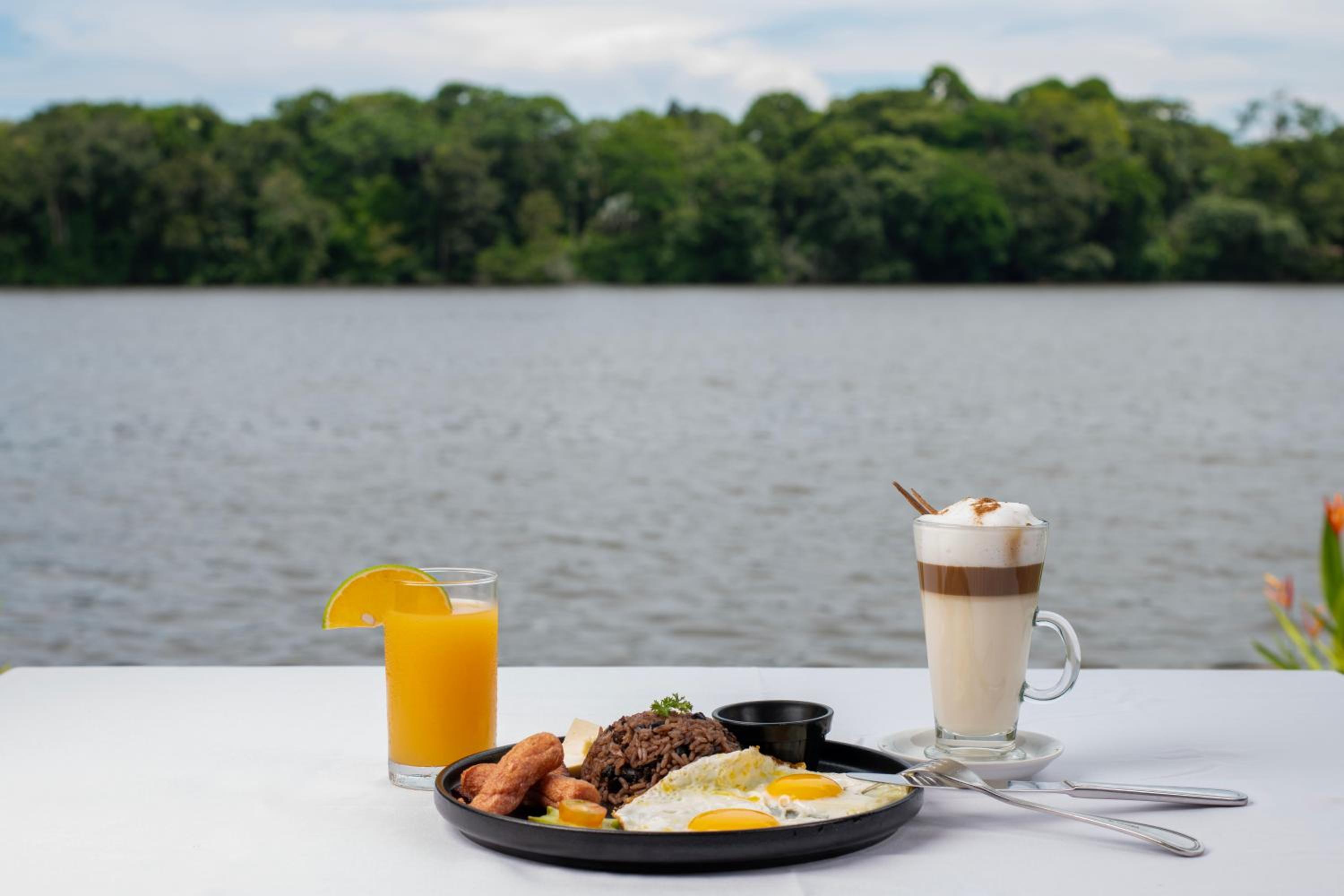 Valverde Glamping & Ecolodge