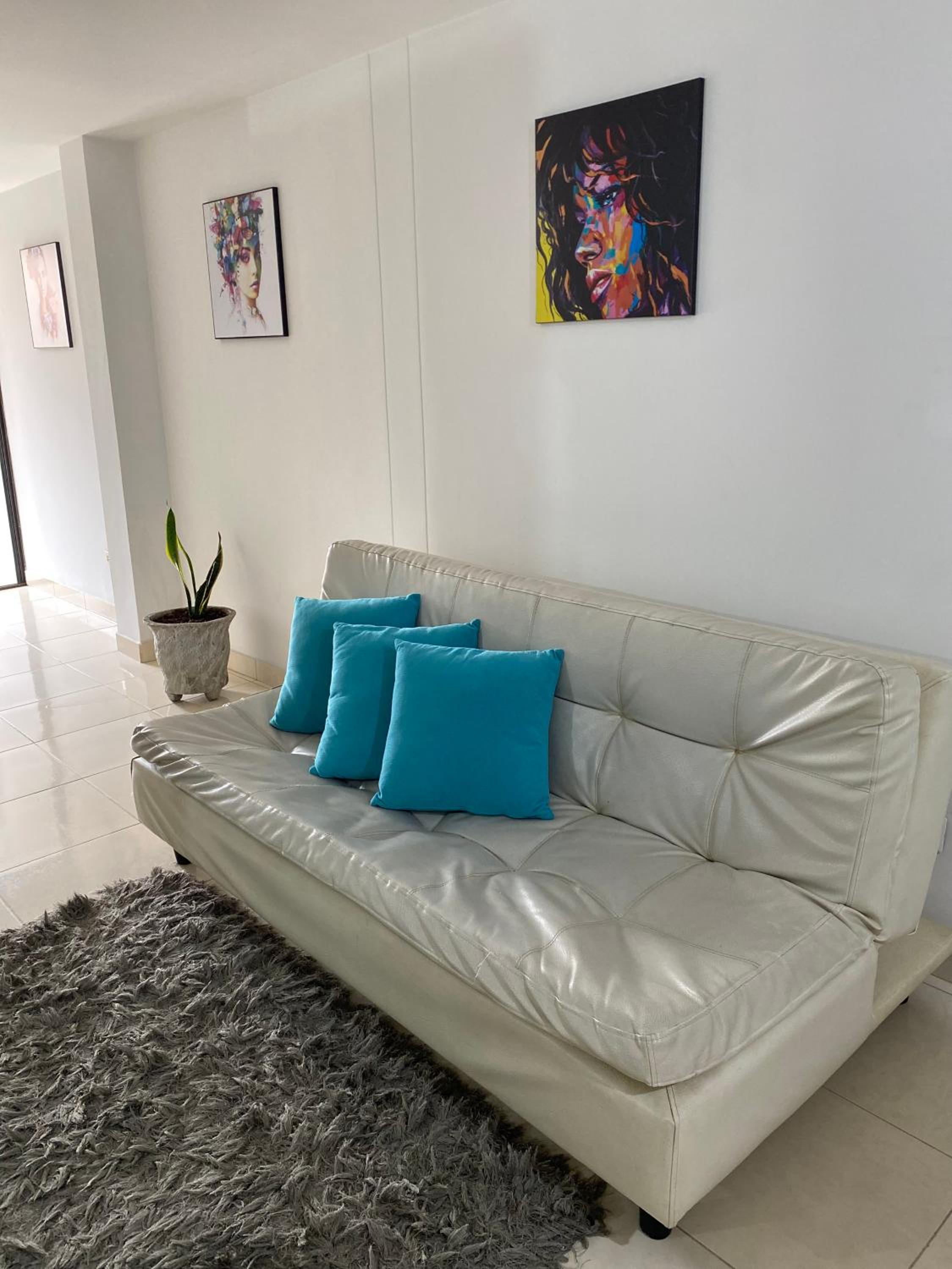 Hermoso apartamento cerca al Poblado