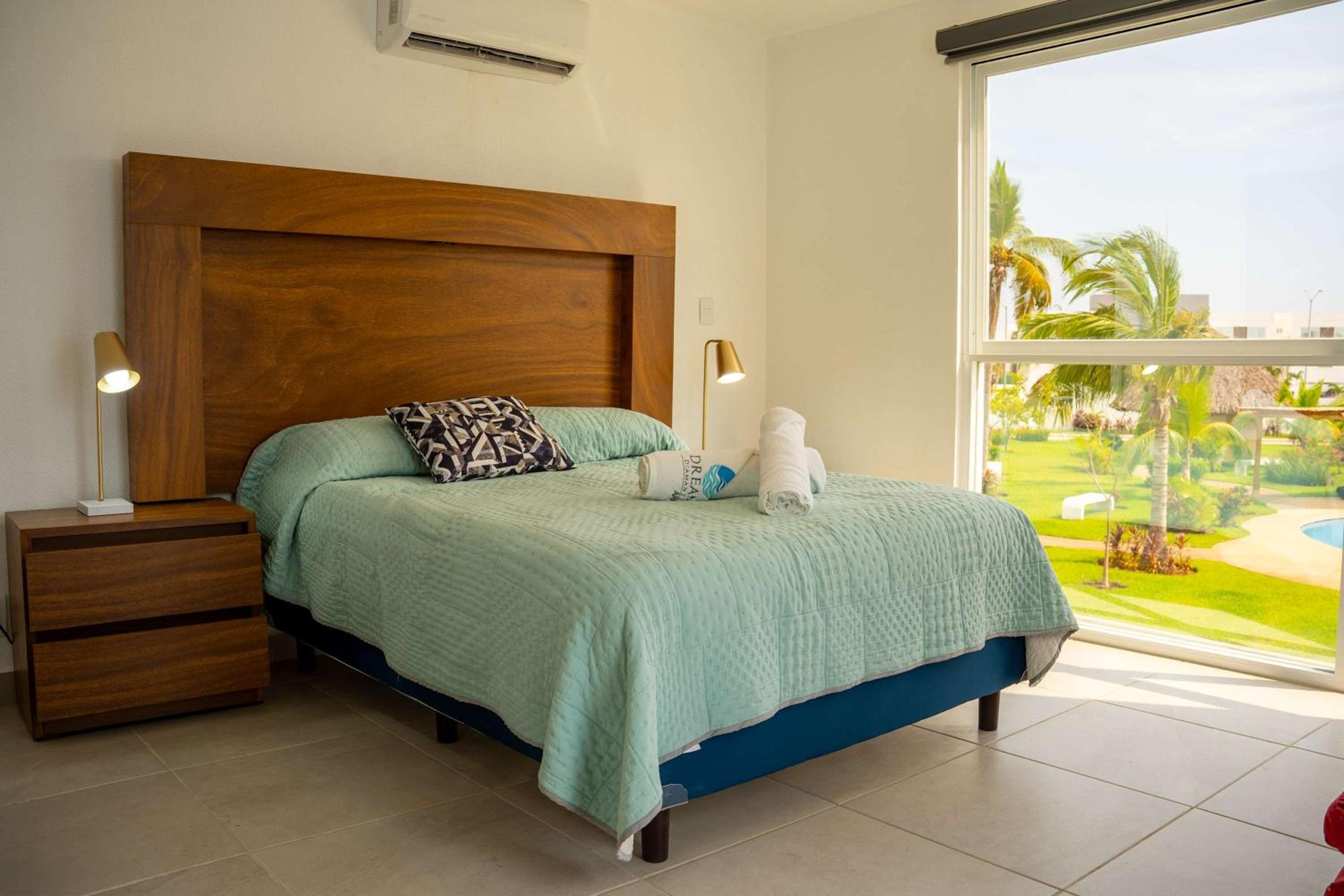 Modern Villa Private Beach Dreams Diamante view 4