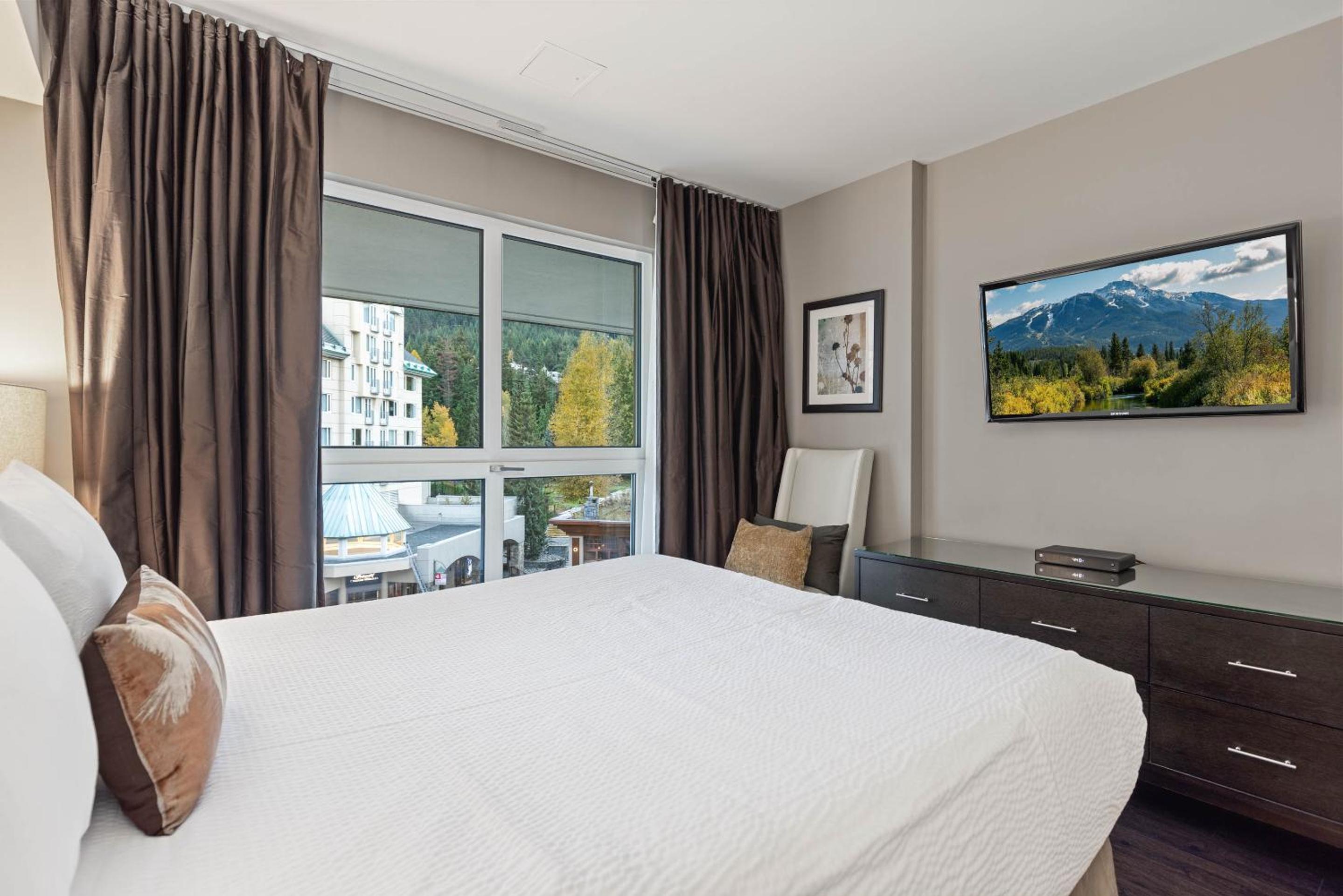 Le Chamois by Whistler Premier