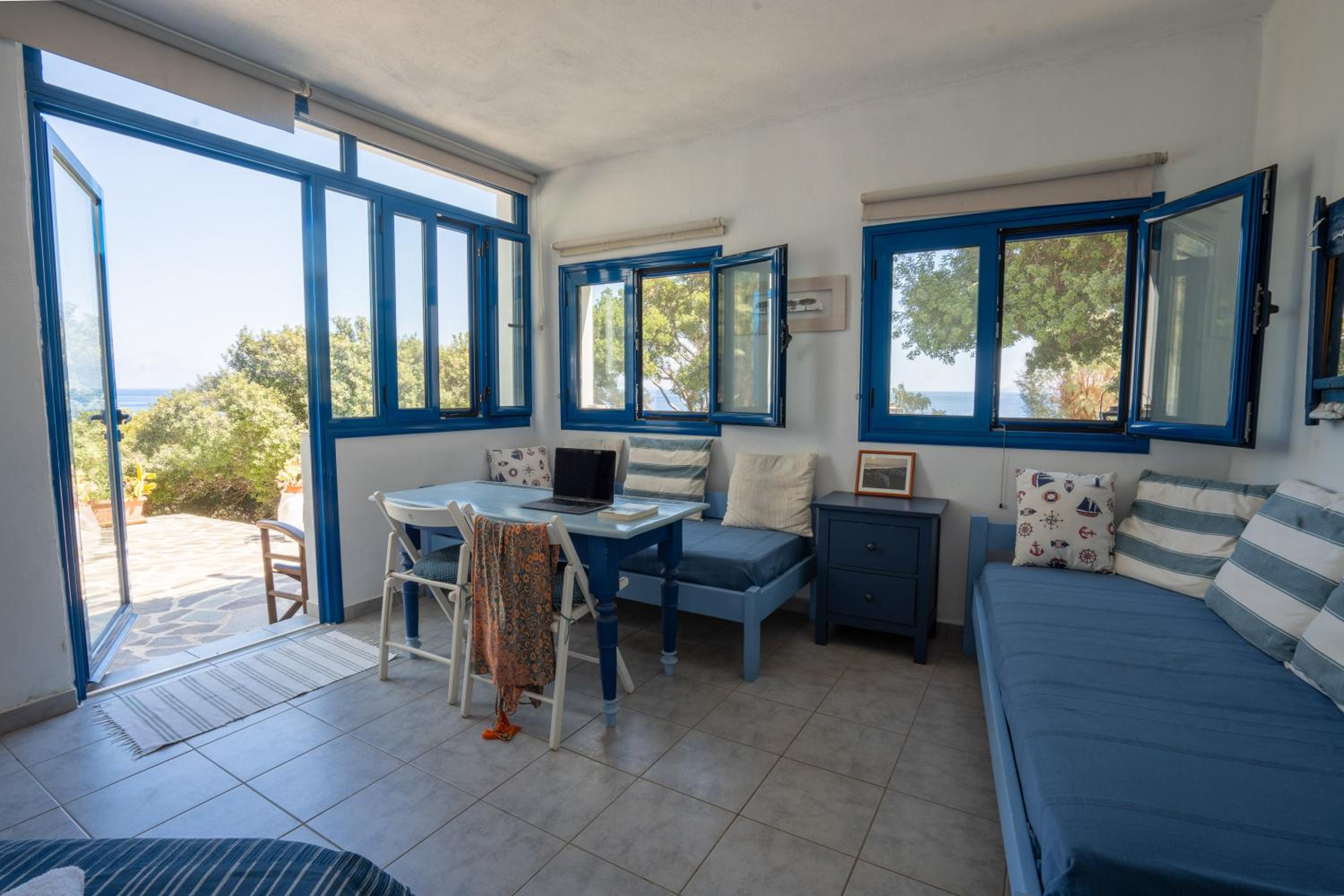 Agriolykos Pension