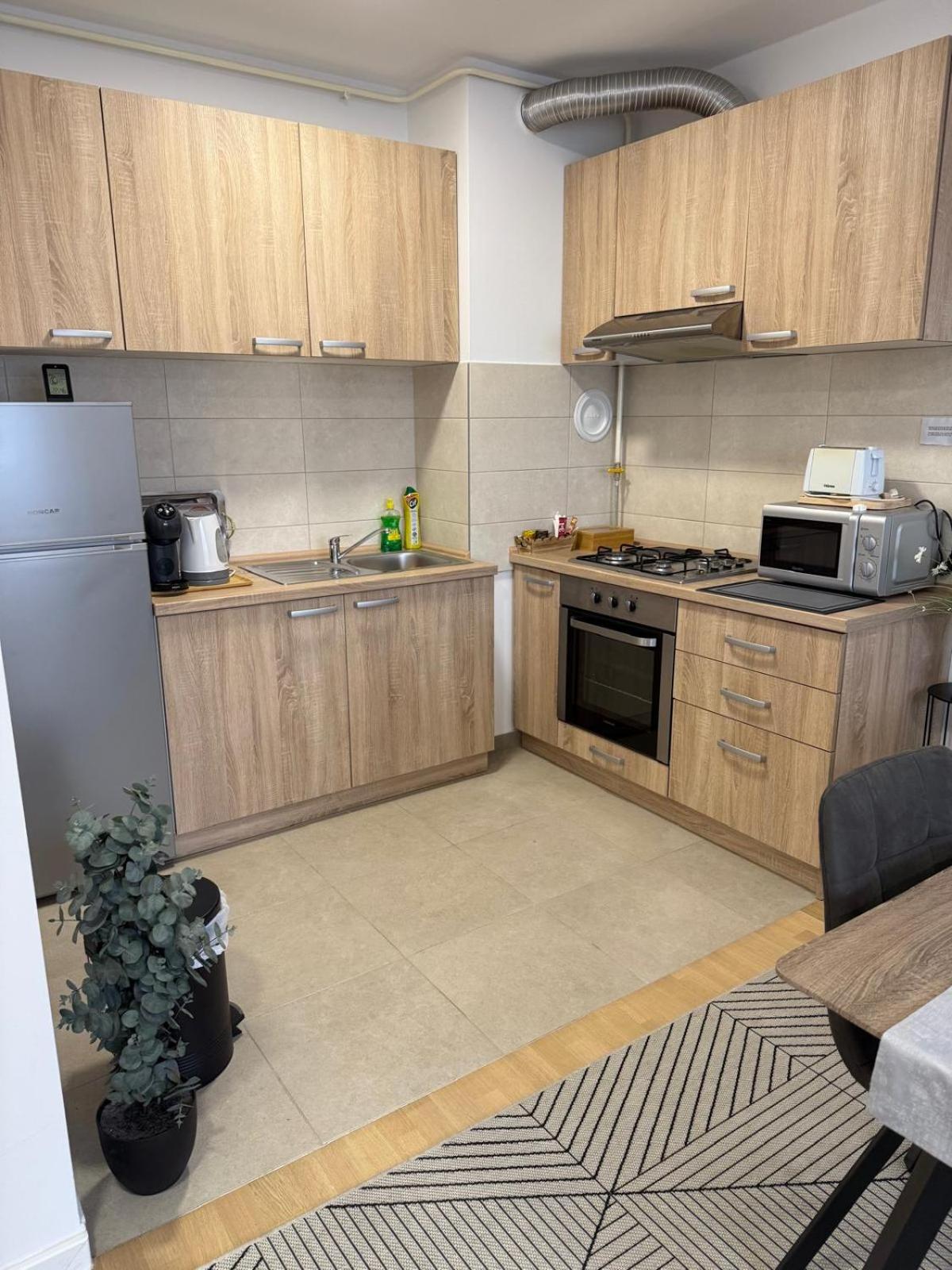 FIOLICA en Zaprešić — kitchen