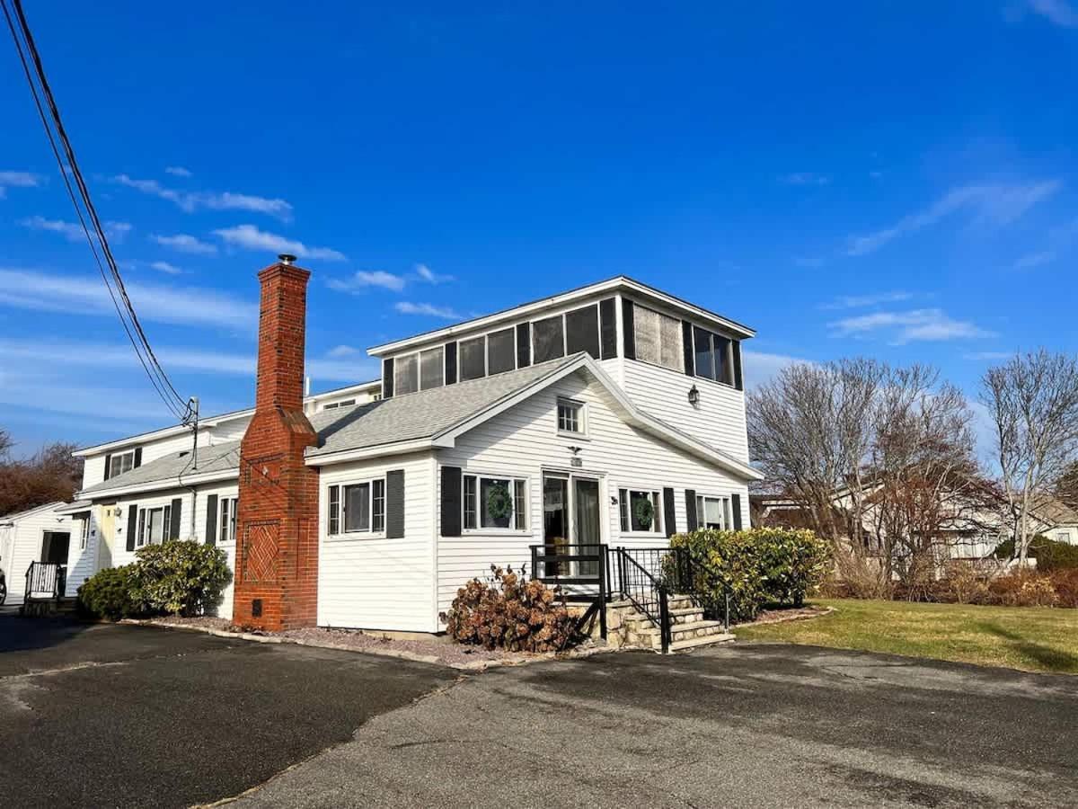 Views of The Atlantic Ocean and Nubble Lighthouse 4 Bedroom Family Home view 3
