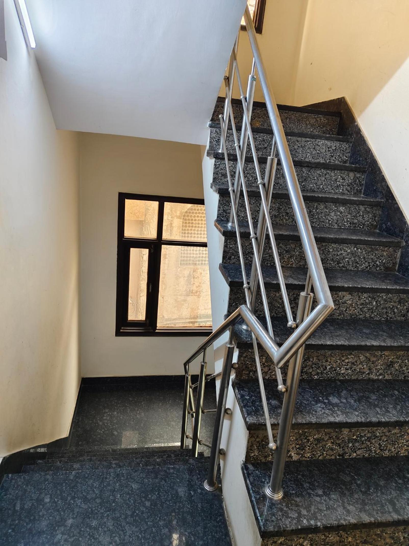 Comfrate stay view 2