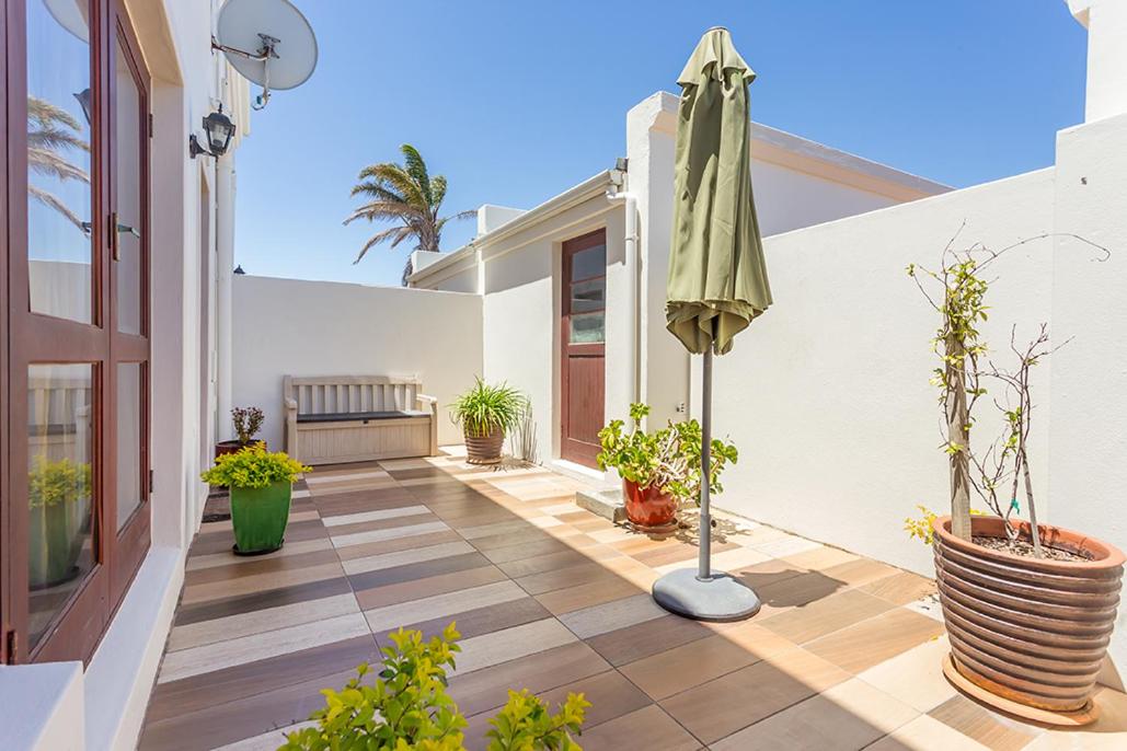 Secured 3-Bedroom Townhouse view 5