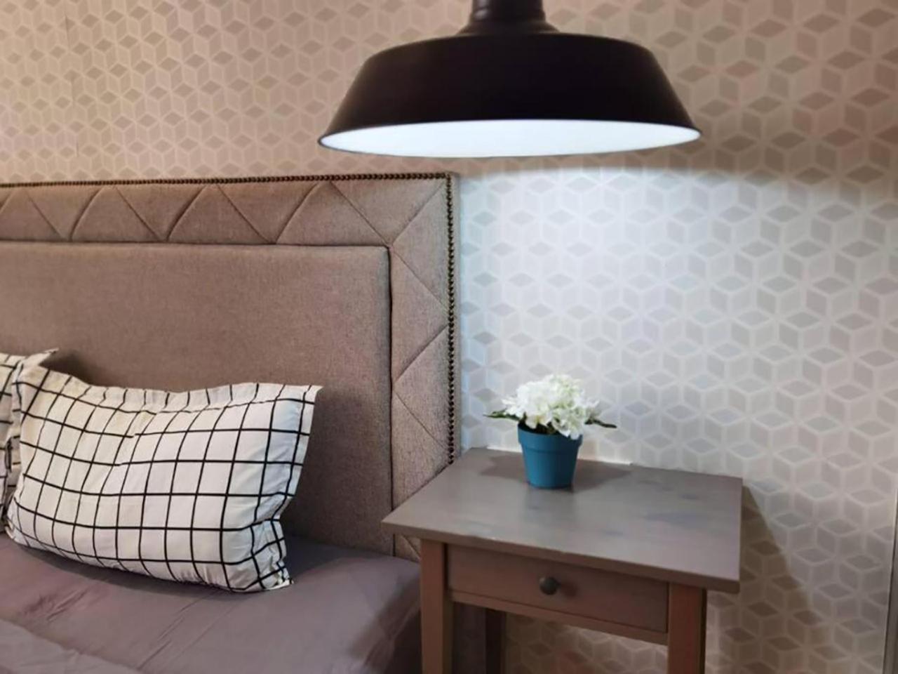 The Regency Luxury Suite -Gurney Strait Quay view 3