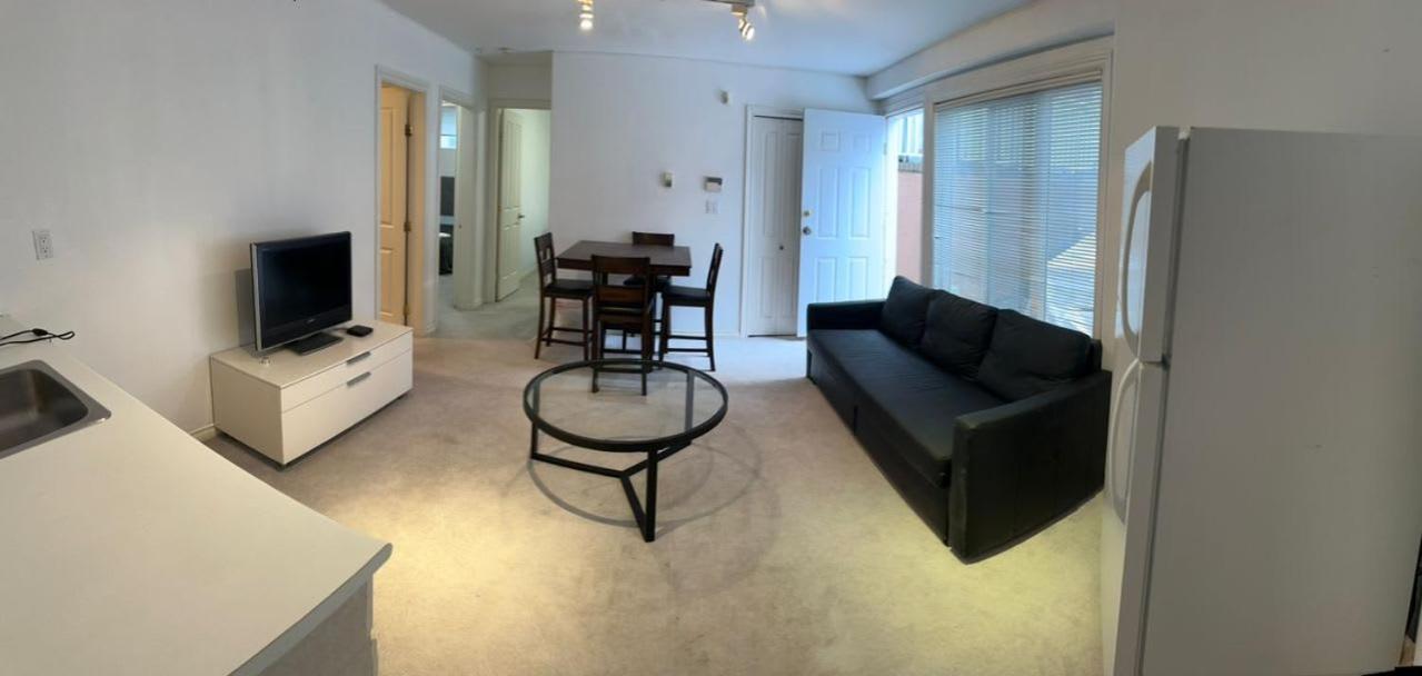 2 Bedroom Basement Guesthouse in Vancouver