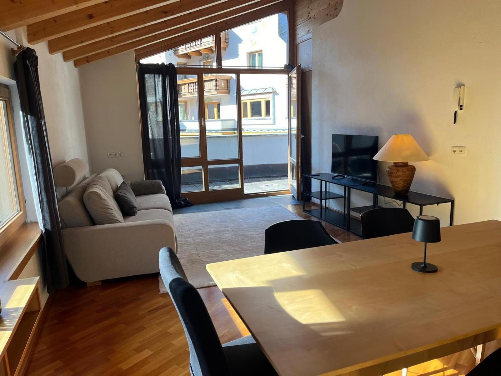 Loft Stanton