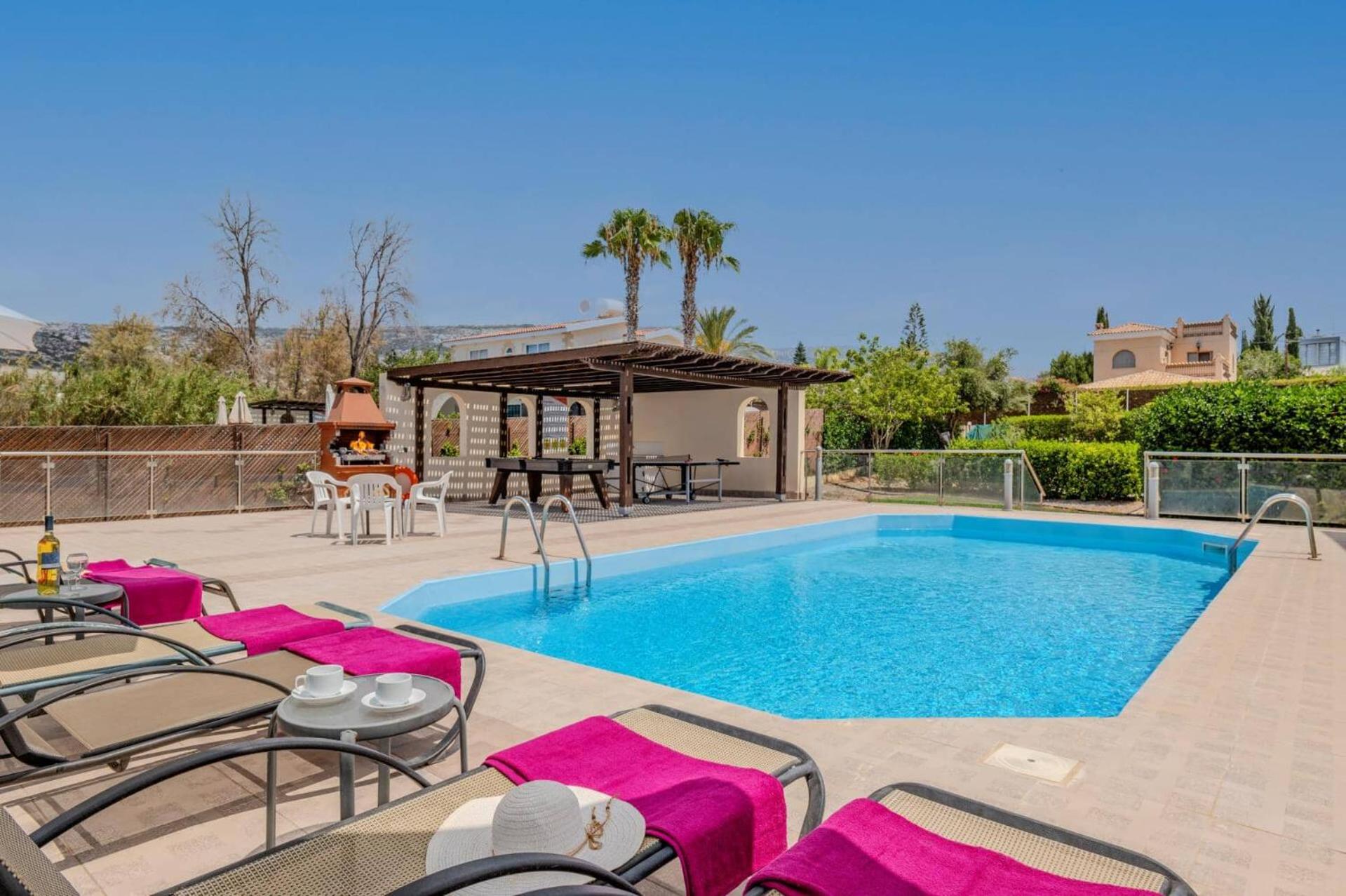 Villa Joanna Coral Bay by Villa Plus