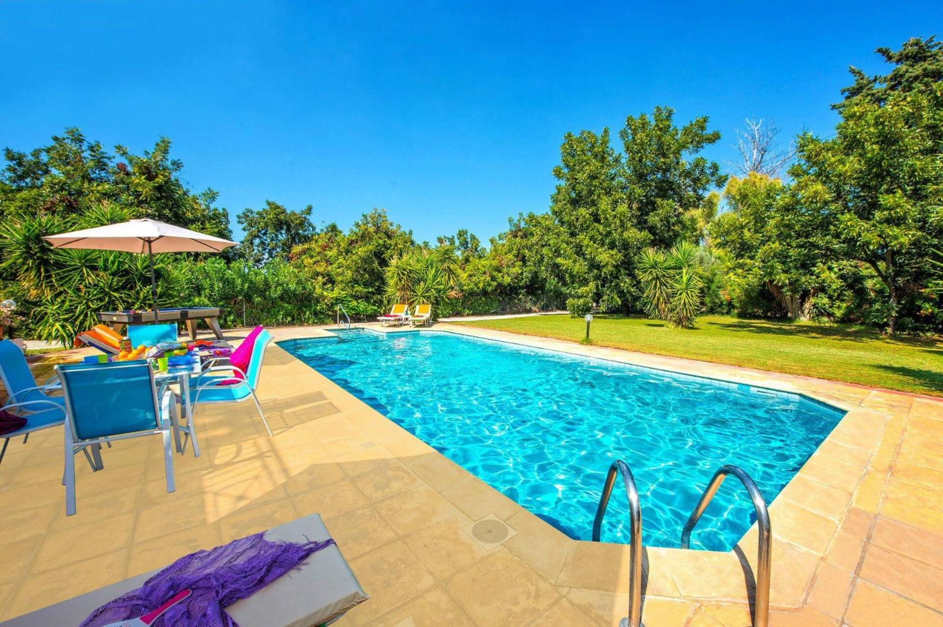 Villa Evilia by Villa Plus