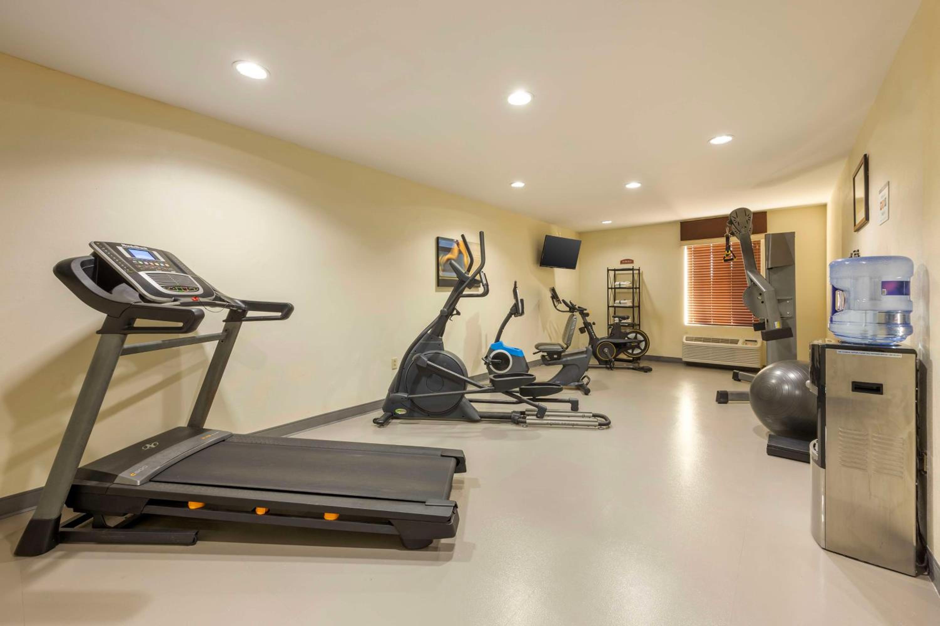 Sikeston Vacations - Best Western Plus Sikeston - Property Image 4