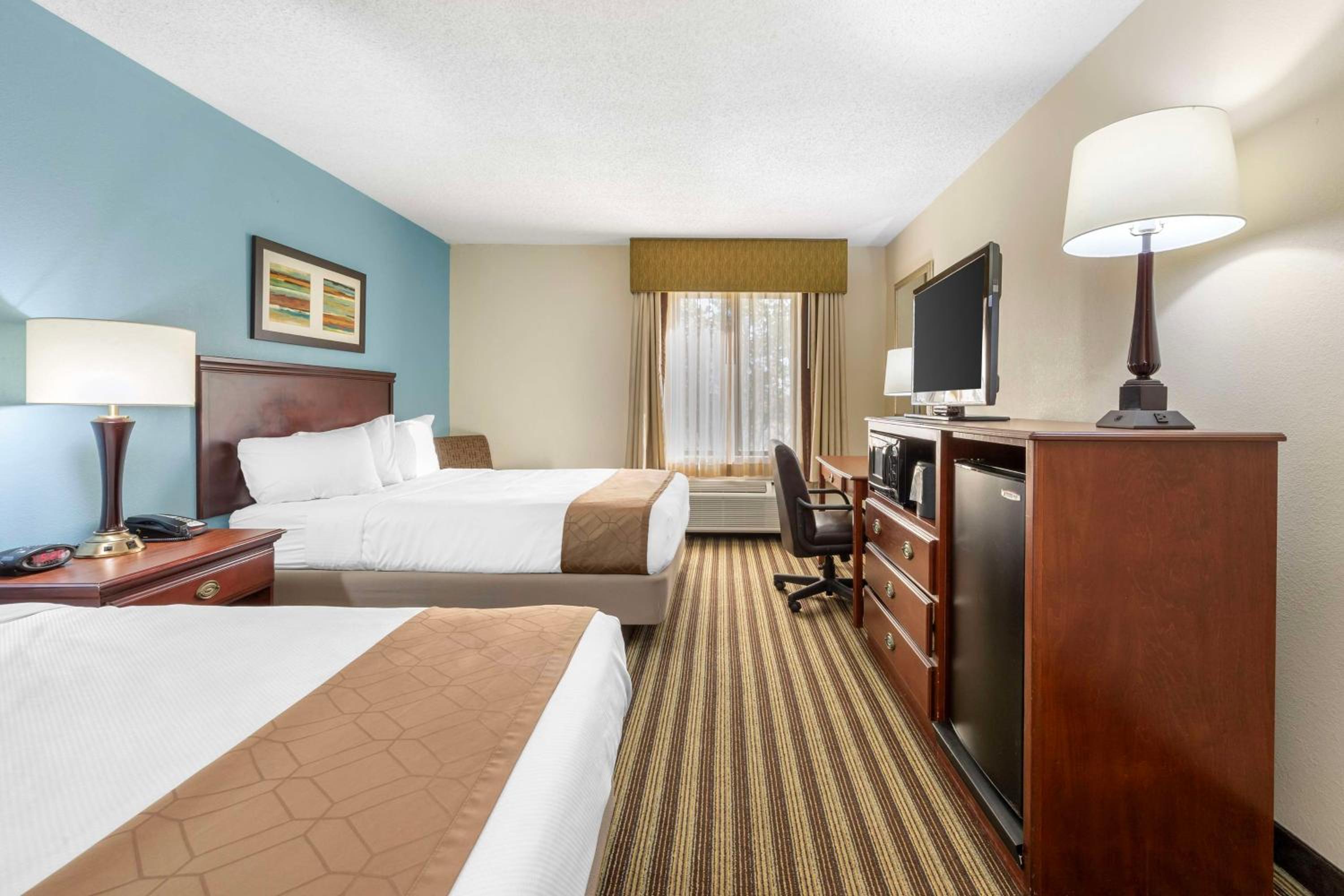 Sikeston Vacations - Best Western Plus Sikeston - Property Image 5