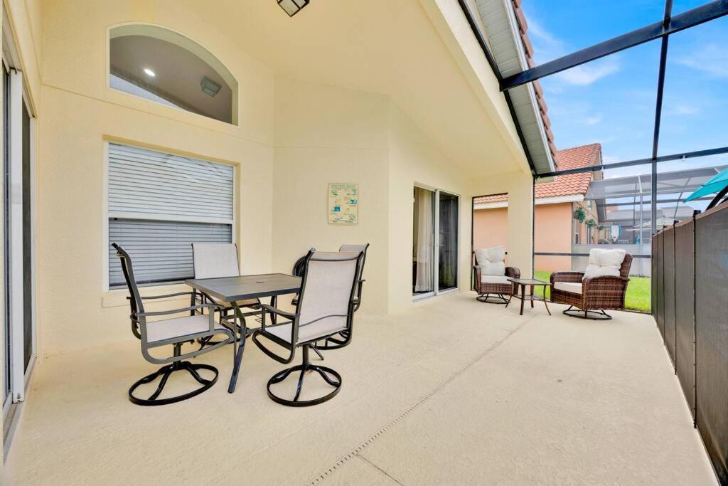Sunny & Luxe Family Getaway Solana Resort Pool view 4
