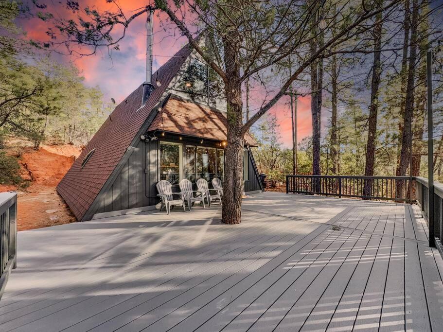 Payson Vacations - Modern Luxurious A-Frame - Playground - Property Image 5