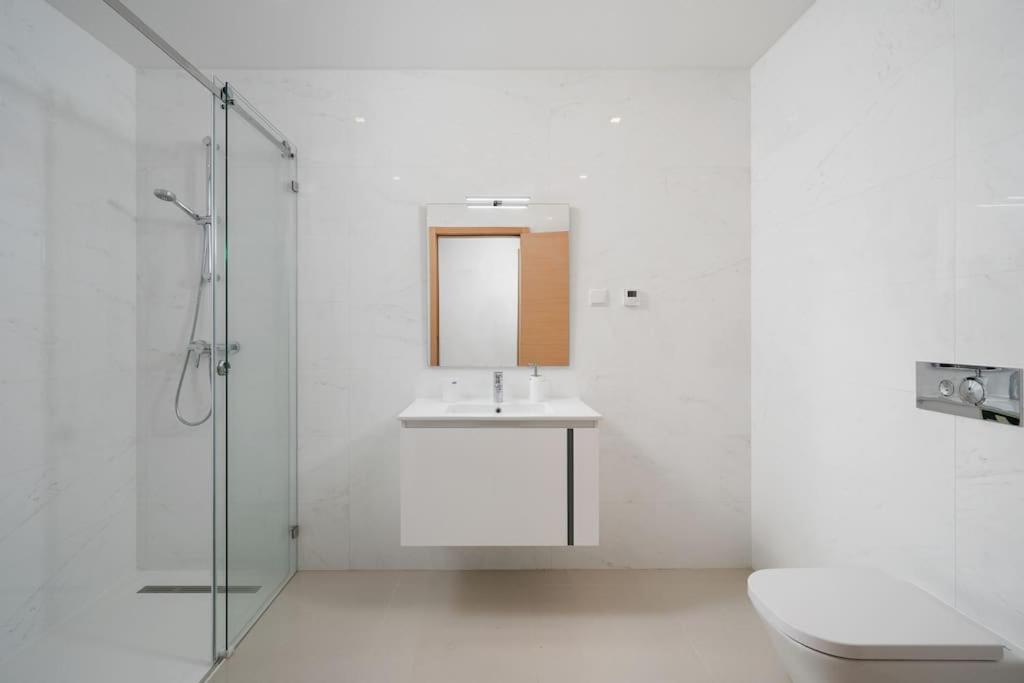 Marina View Modern Lagos Apartment view 5