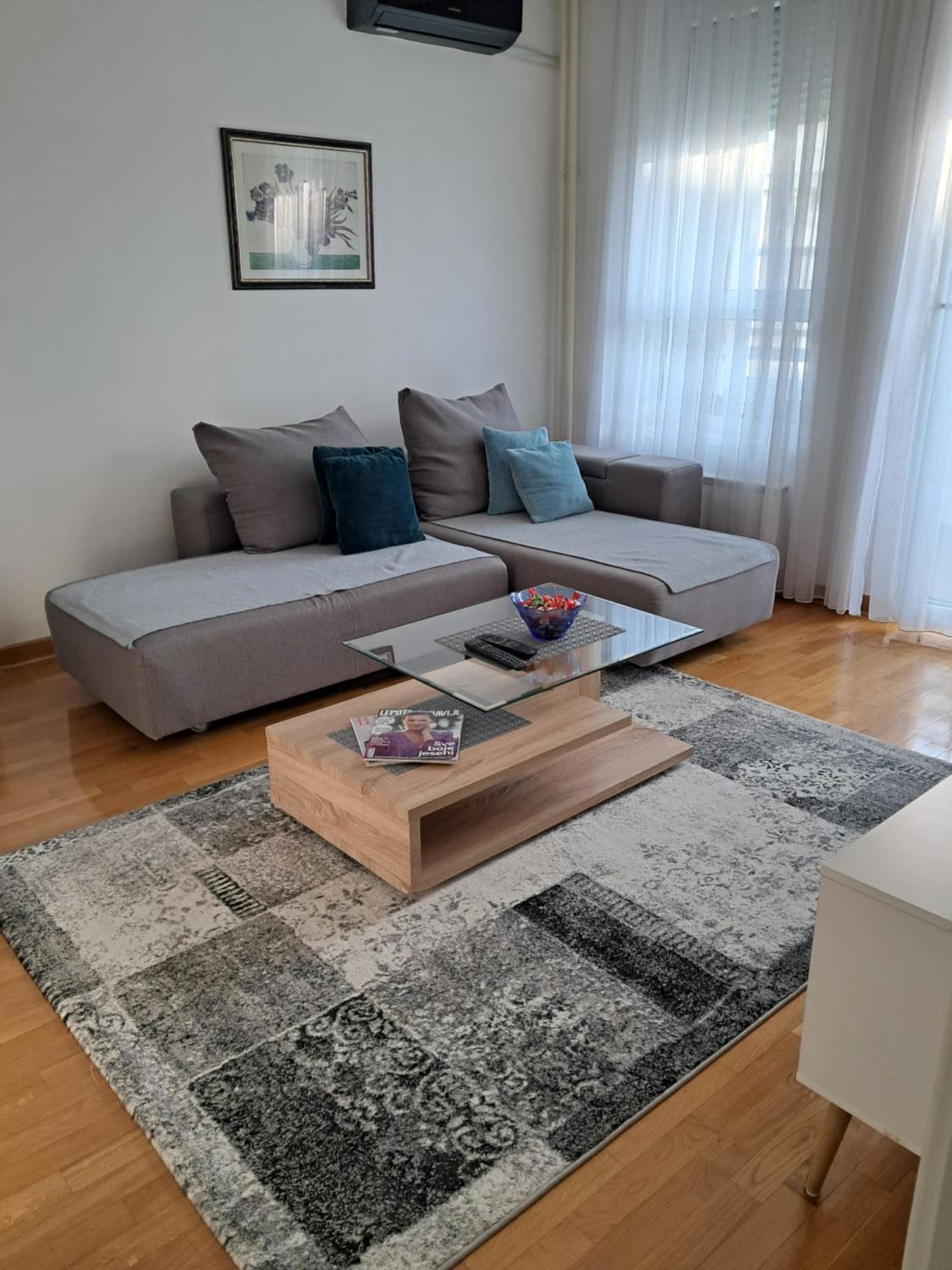 Manhattan apartman Zumbul Belvil view 3
