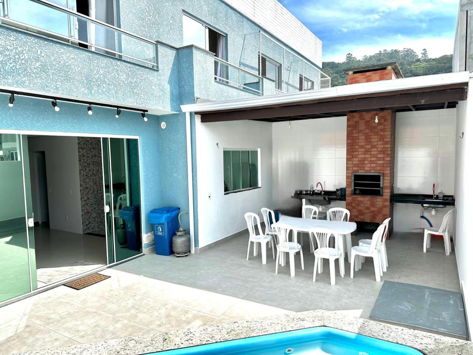 Casa Alto Padrão Com Piscina - Canasvieiras