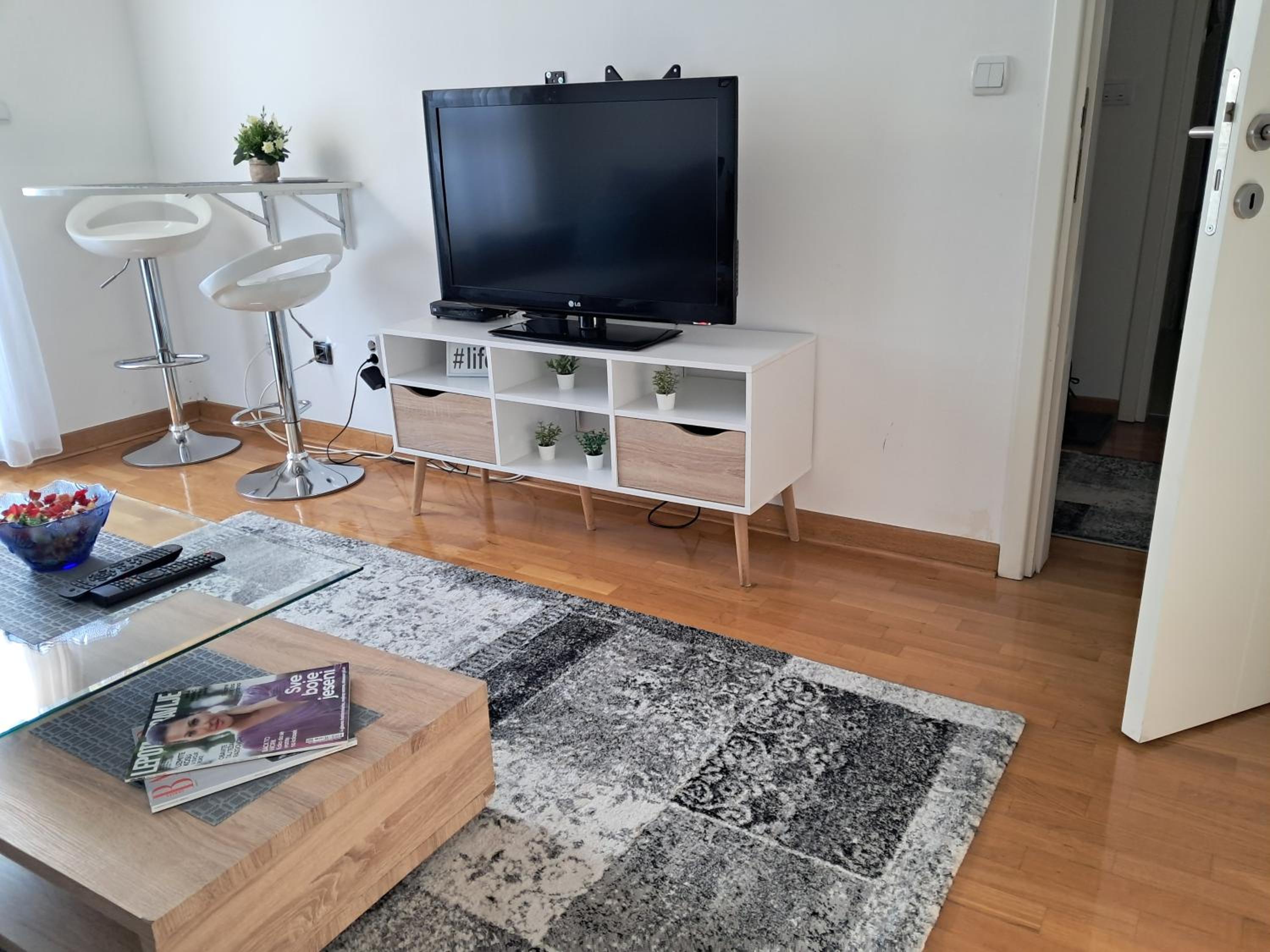 Photo 17