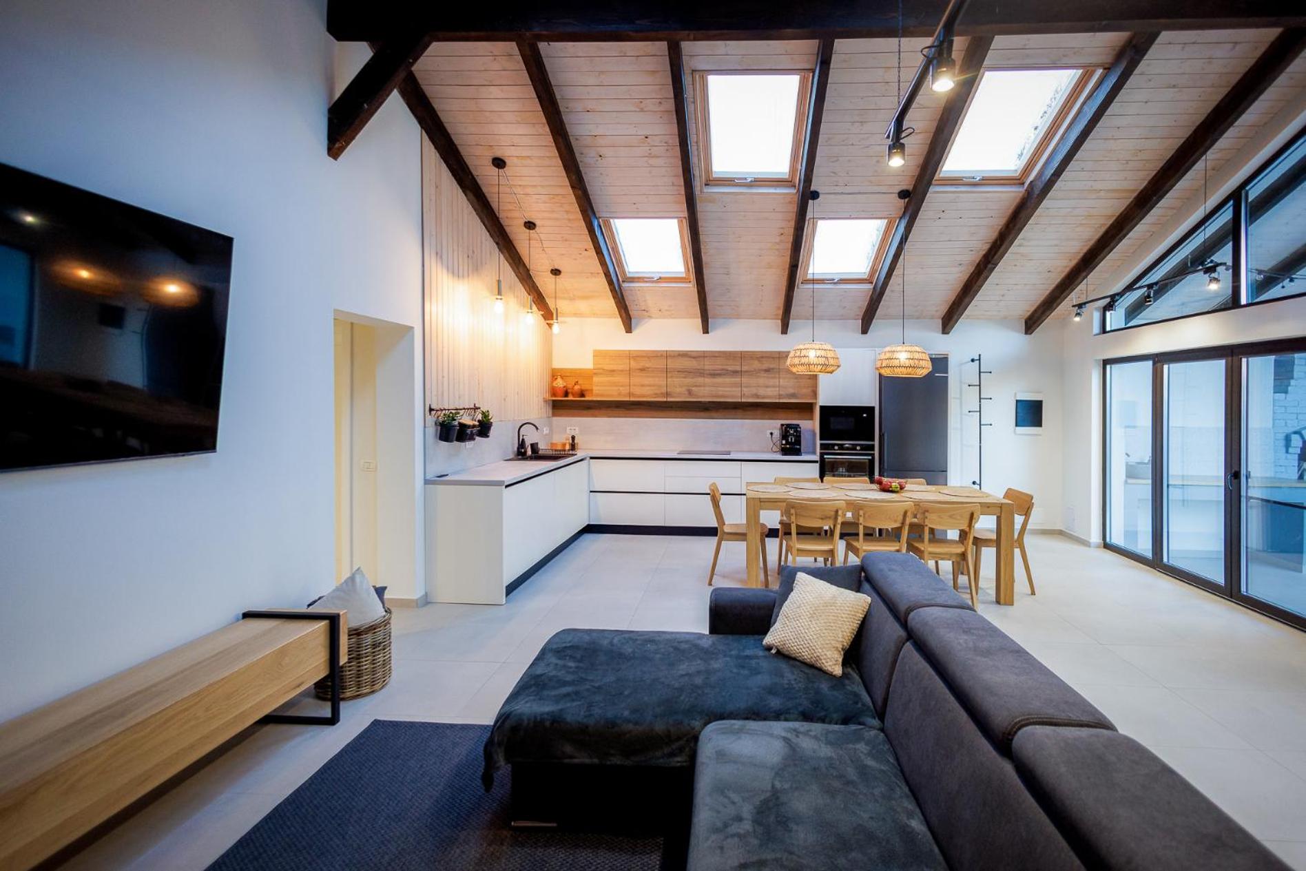 Cabana Rapsodia