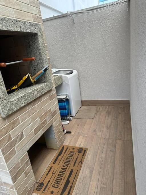 Apartamento Moderno, Charmoso e Pertinho do Mar em Bombas