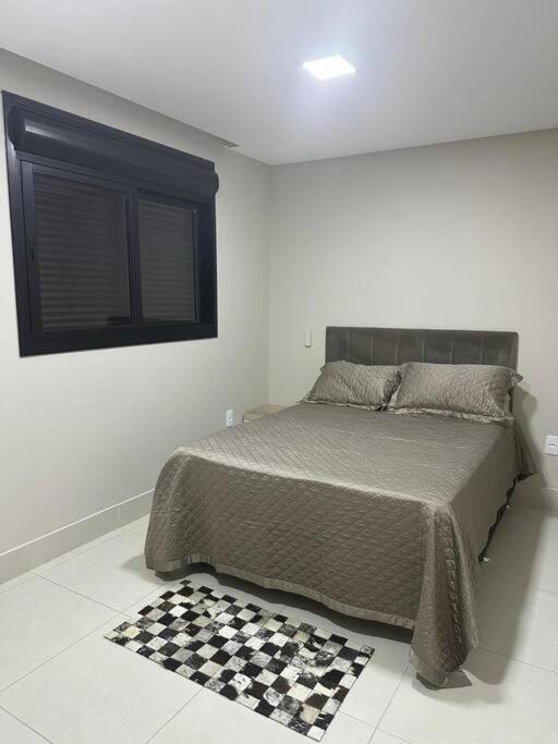 Apartamento Moderno, Charmoso e Pertinho do Mar em Bombas