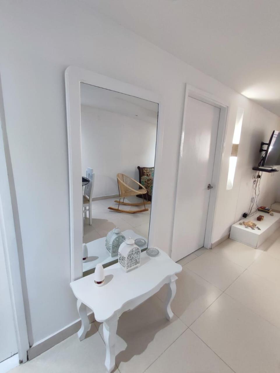 Cozy Apto with AC and Washer inside the Walls
