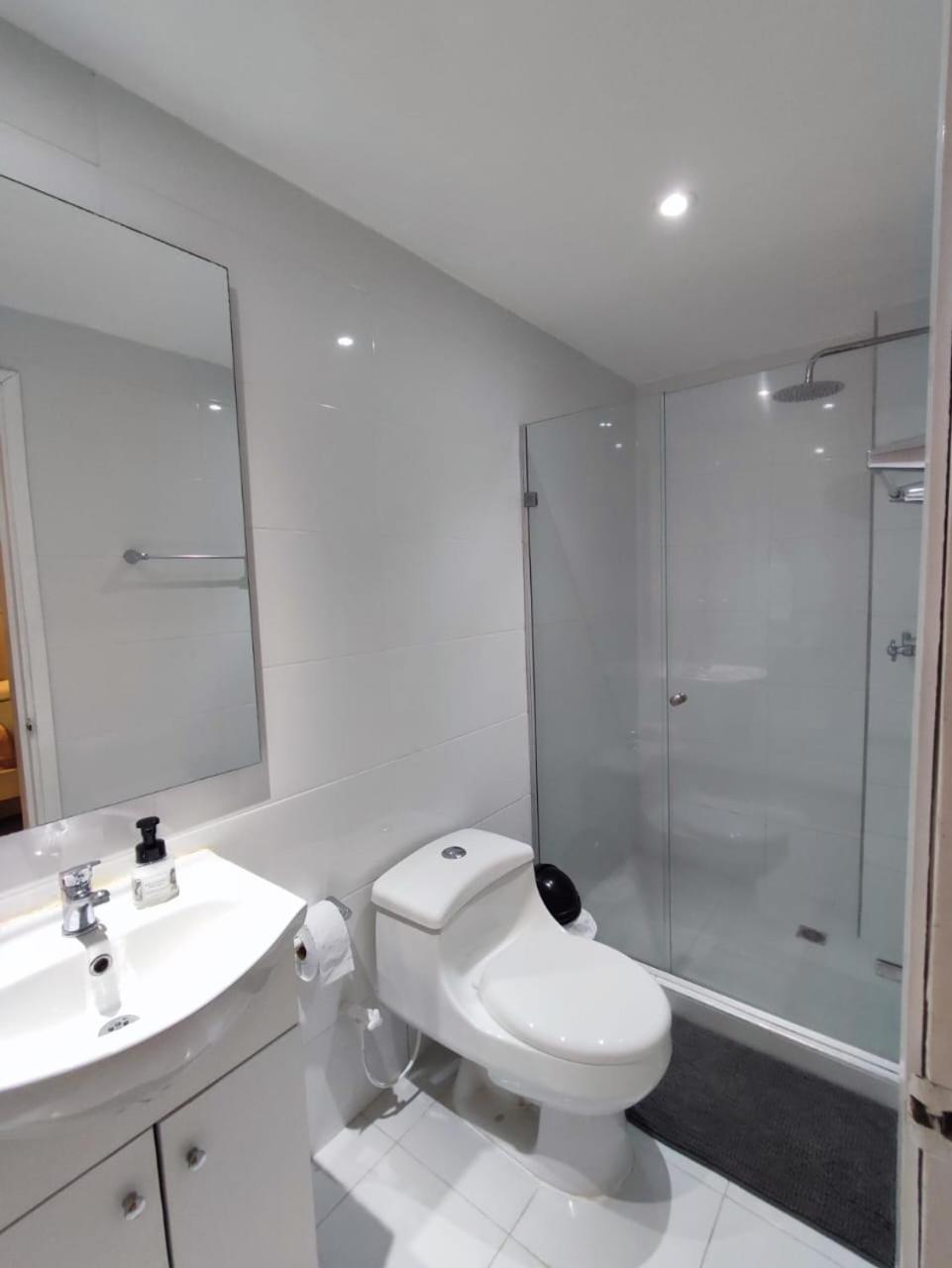 Cozy Apto with AC and Washer inside the Walls