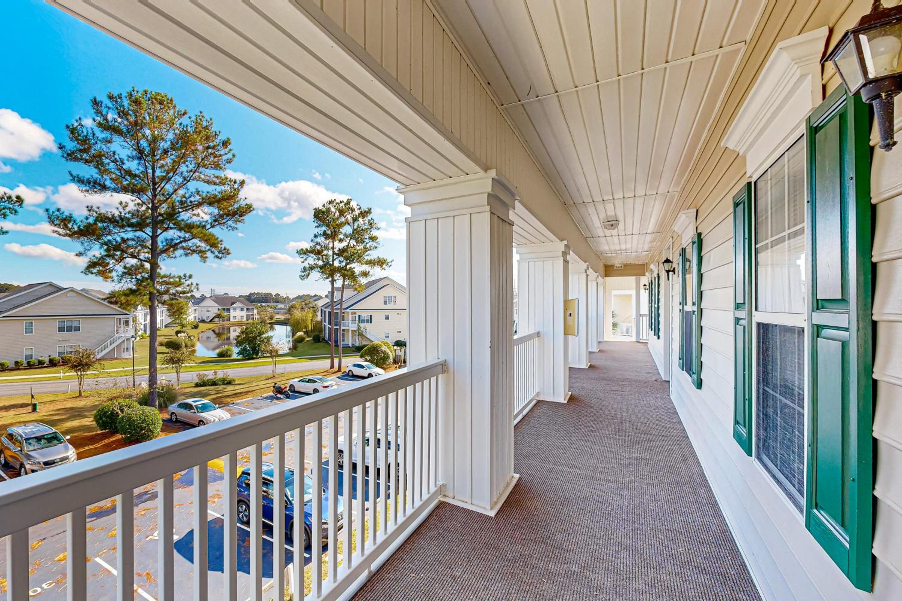 Golf Course Views and Pool Myrtle Beach Retreat