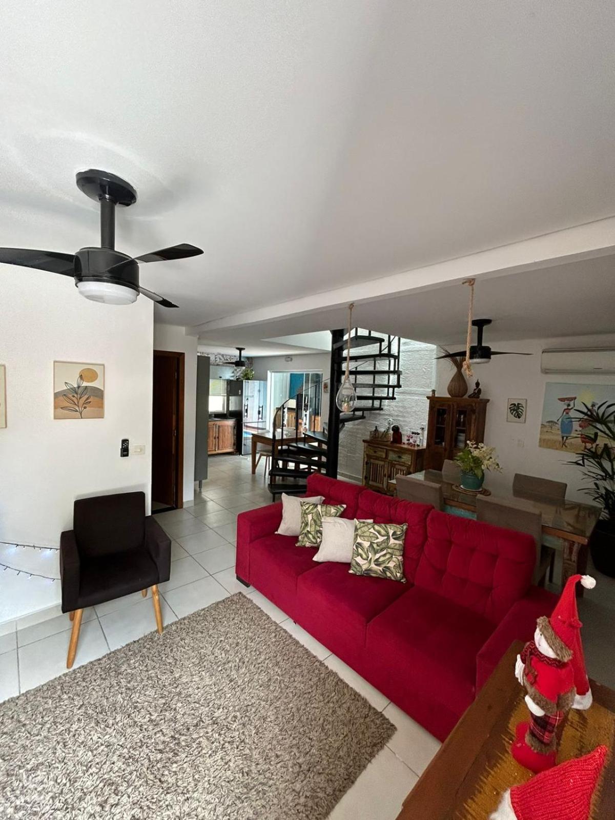 CASA PERTINHO da PRAIA EM ILHABELA