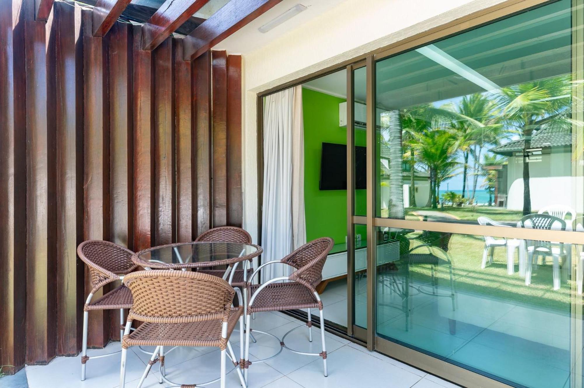 Flat ou Bangalo Luxo Beach Class Beira Mar Muro Alto