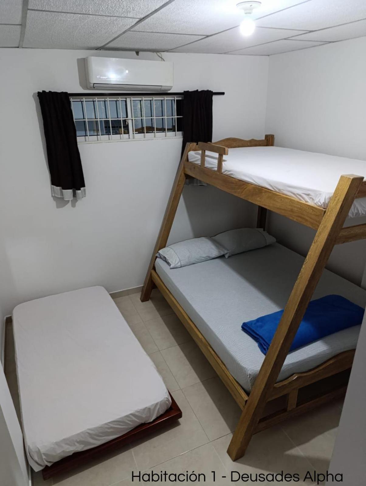 Deusades Apartamentos