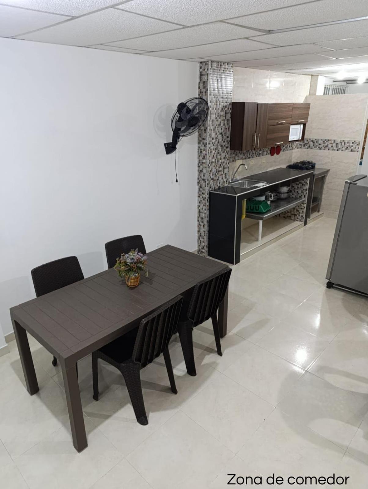 Deusades Apartamentos