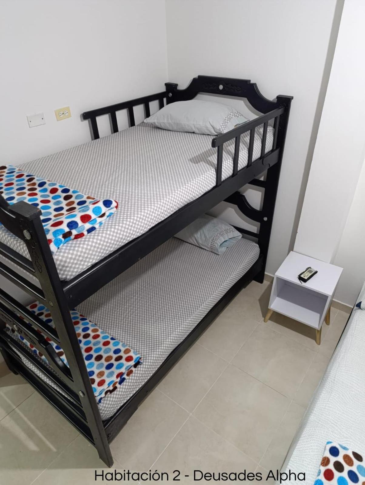 Deusades Apartamentos