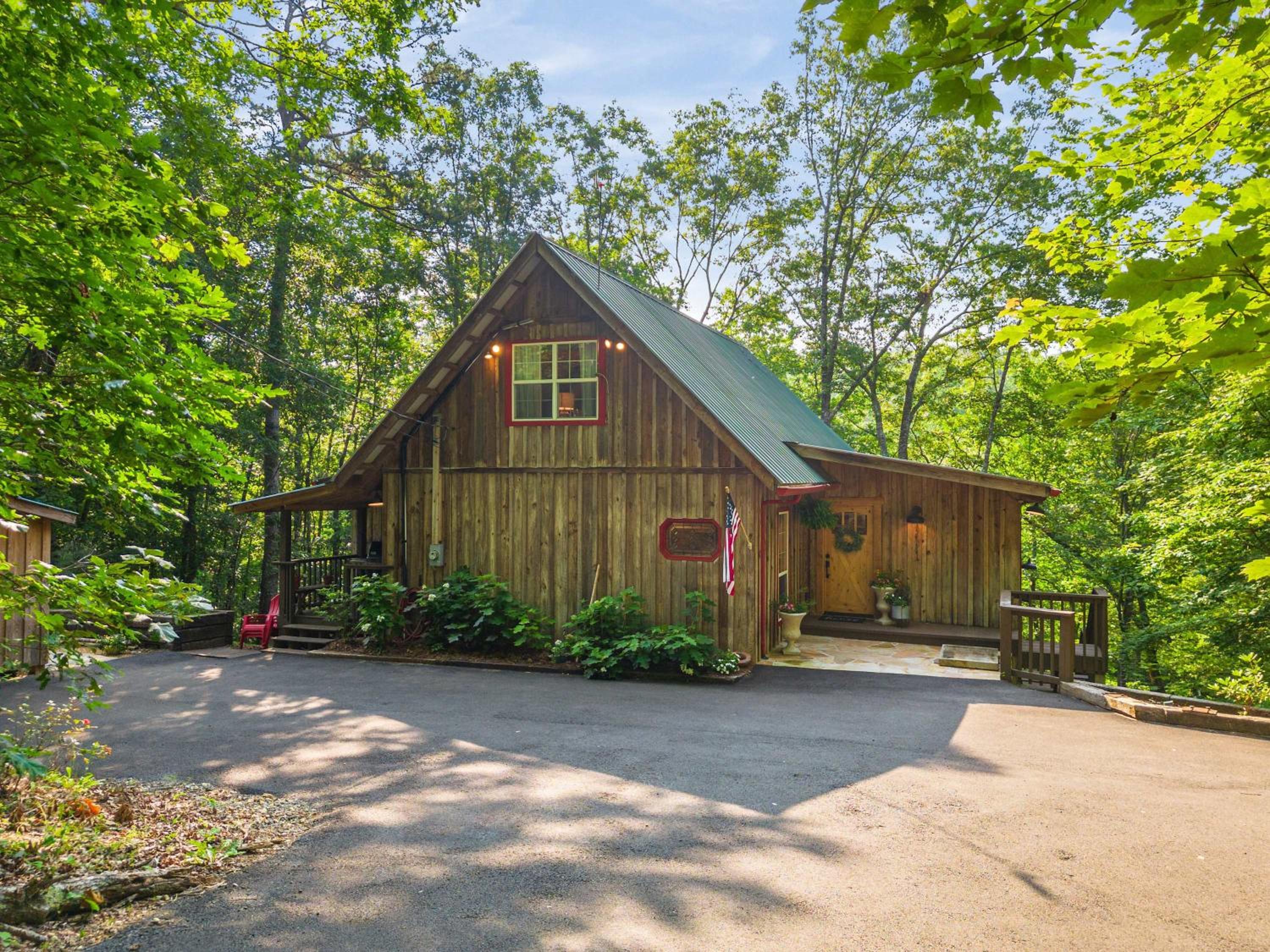 Mountain River Retreat view 5