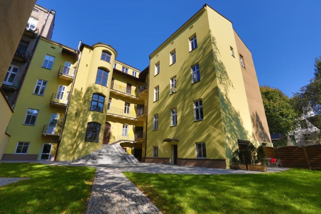 AR Apartments view 5