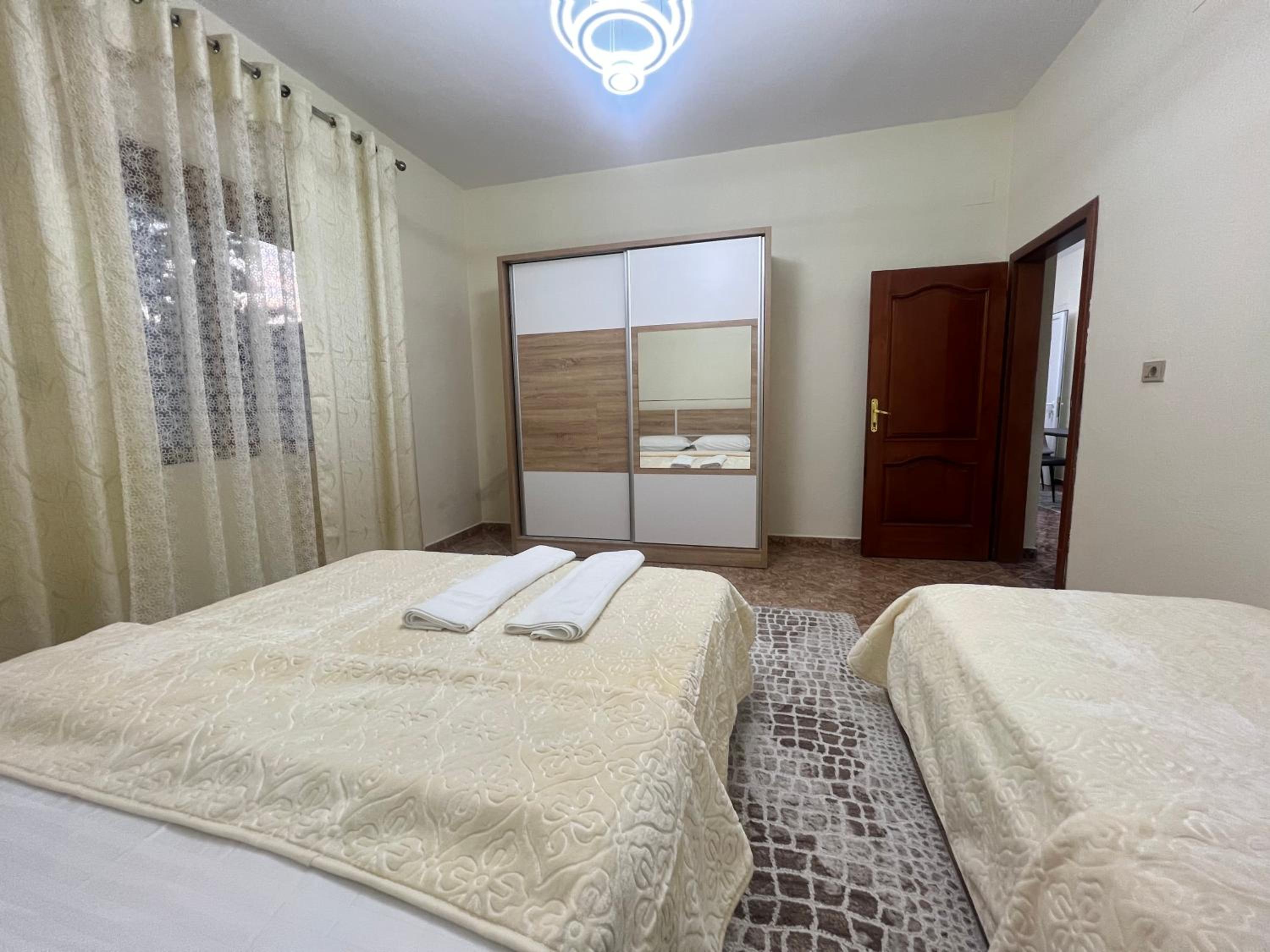 Mandi Apartament