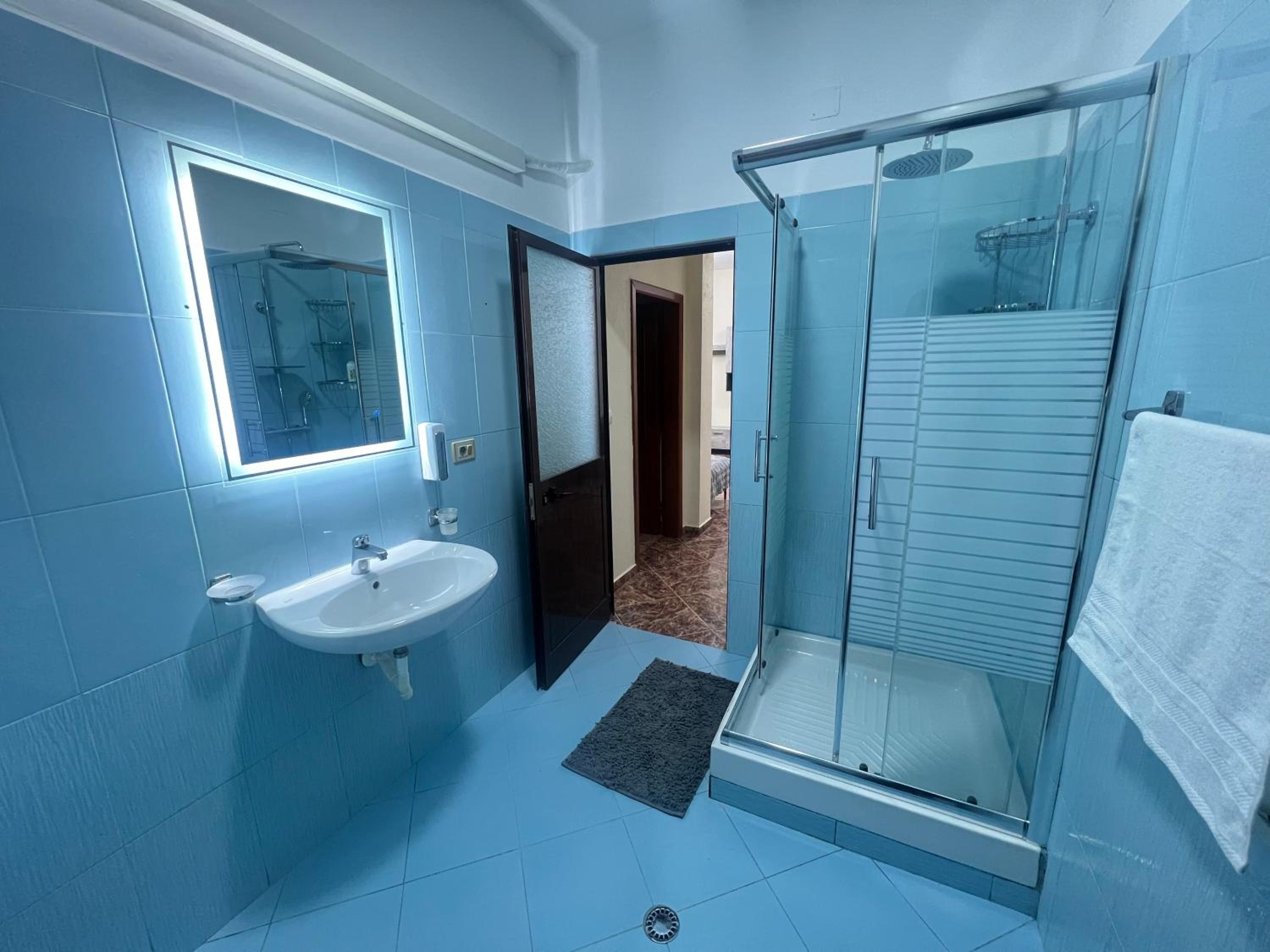 Mandi Apartament