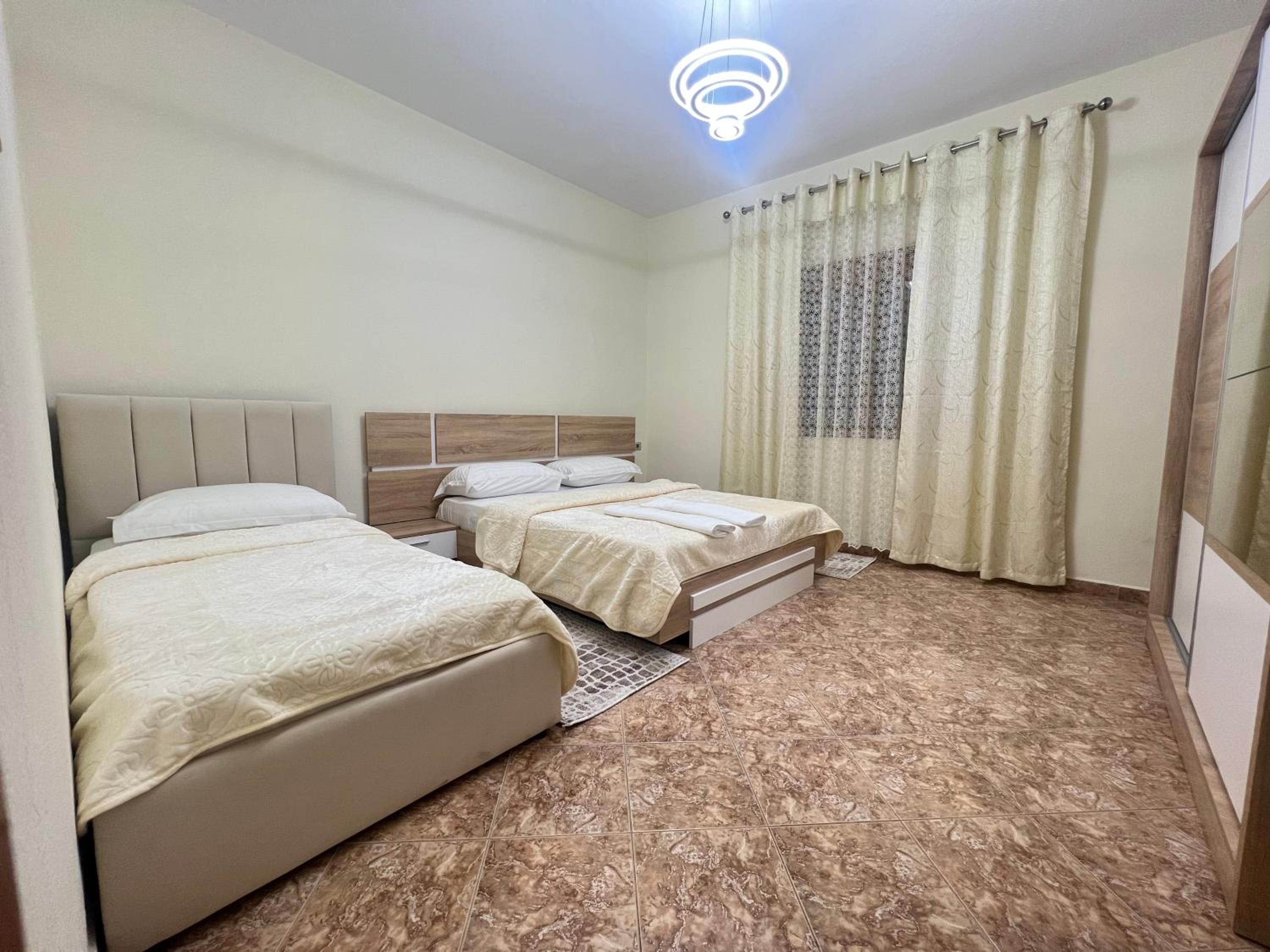 Mandi Apartament